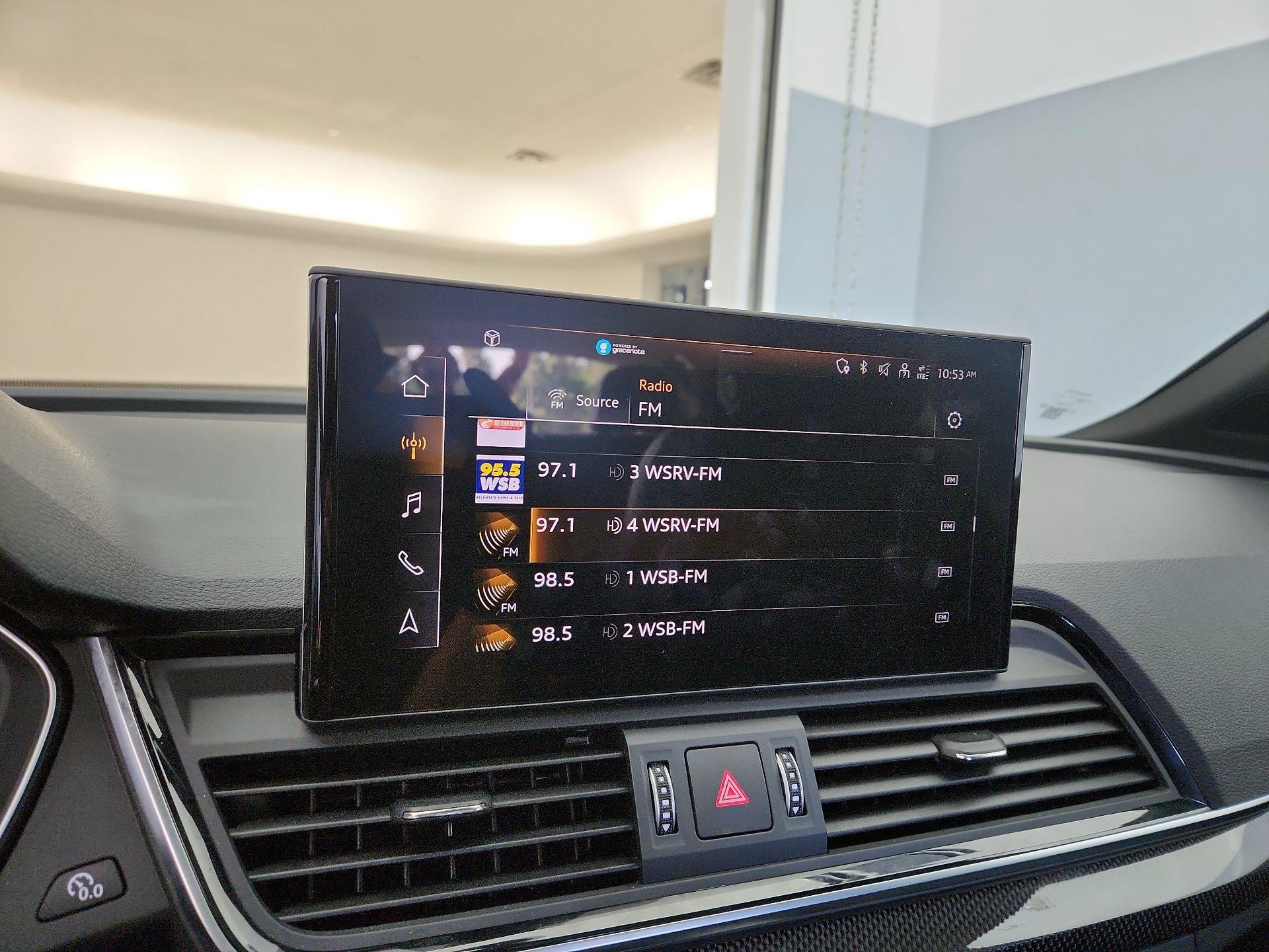 Thumbnail: 2022 Audi SQ5 - 15