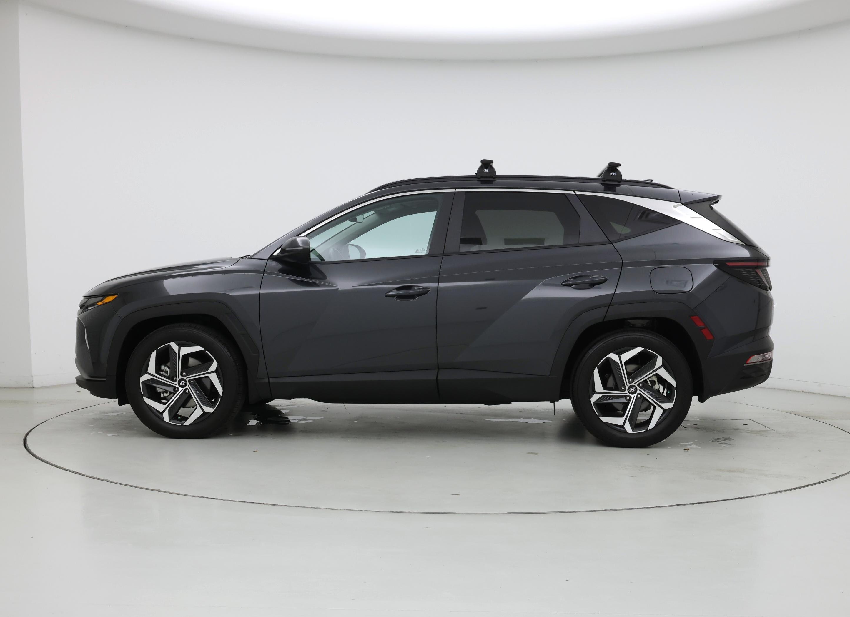 Thumbnail: 2022 Hyundai Tucson - 3
