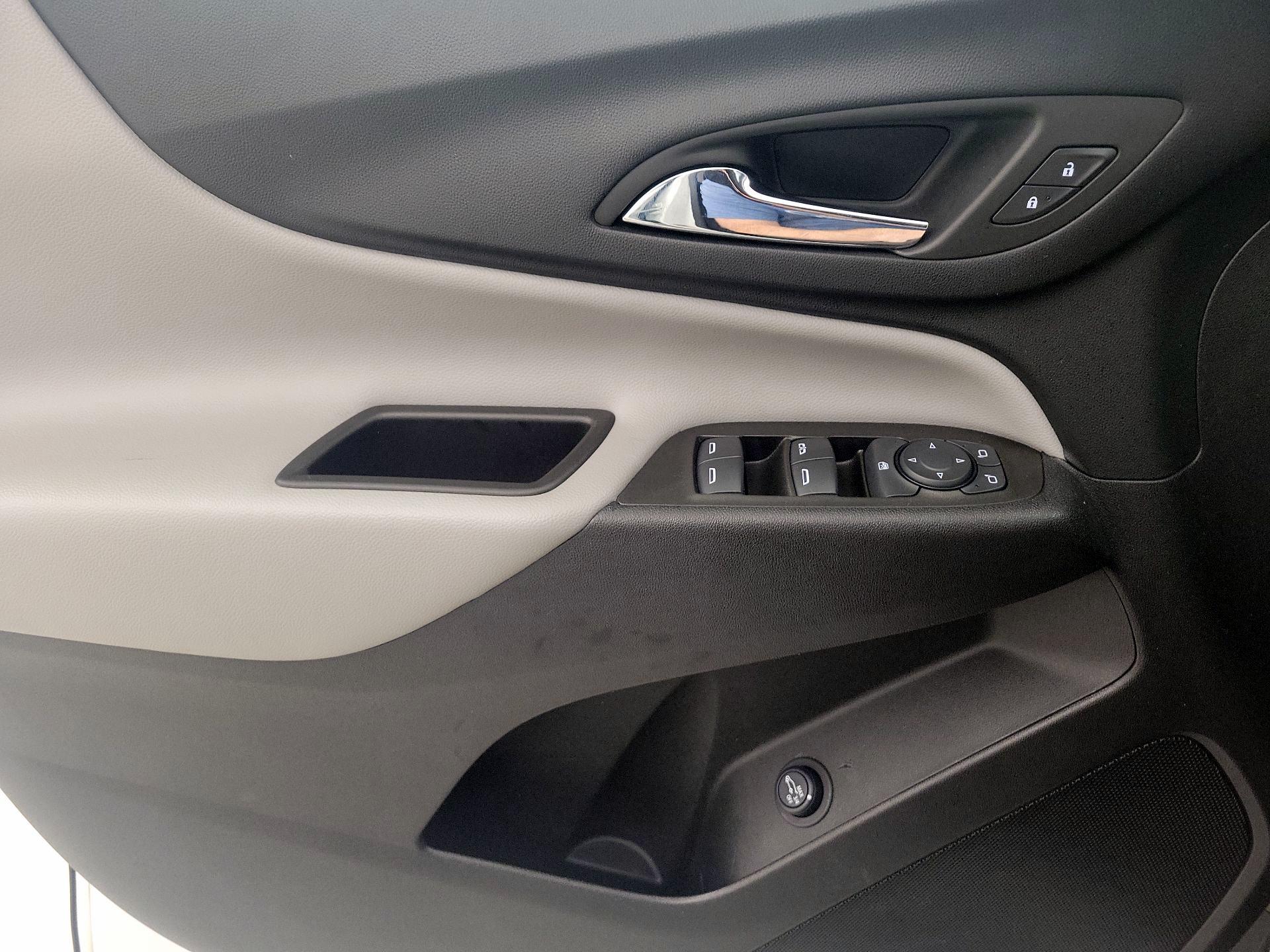 Thumbnail: 2023 Chevrolet Equinox - 12