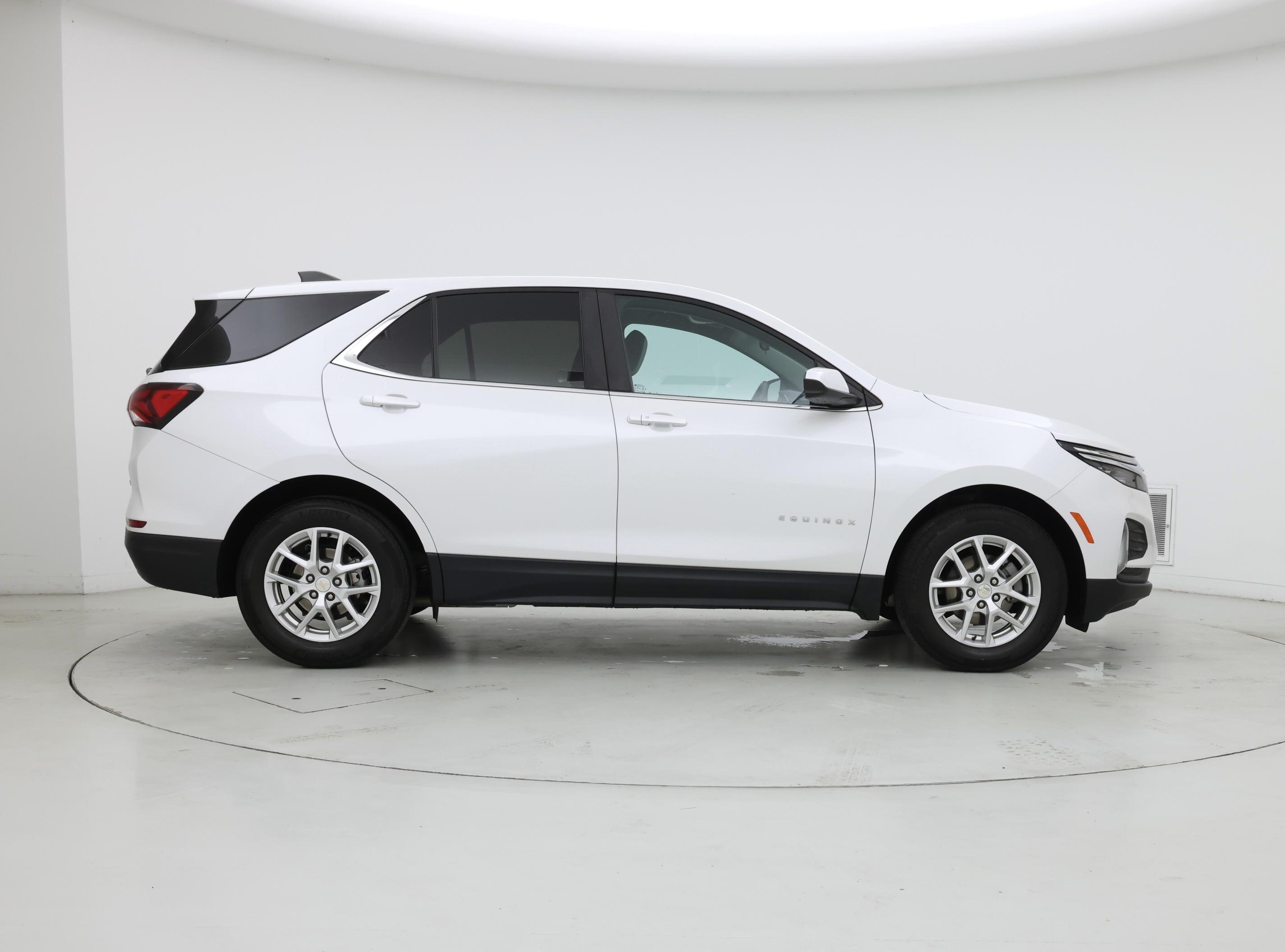 Thumbnail: 2023 Chevrolet Equinox - 7