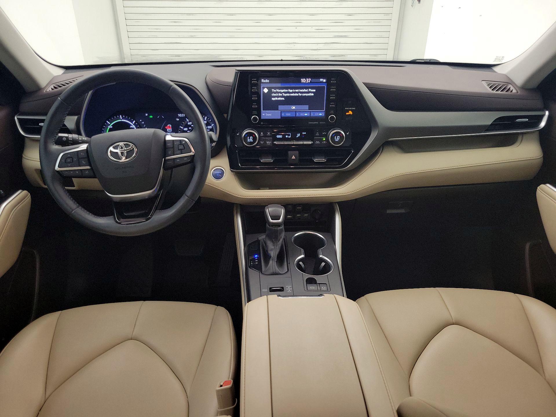 Thumbnail: 2021 Toyota Highlander - 9