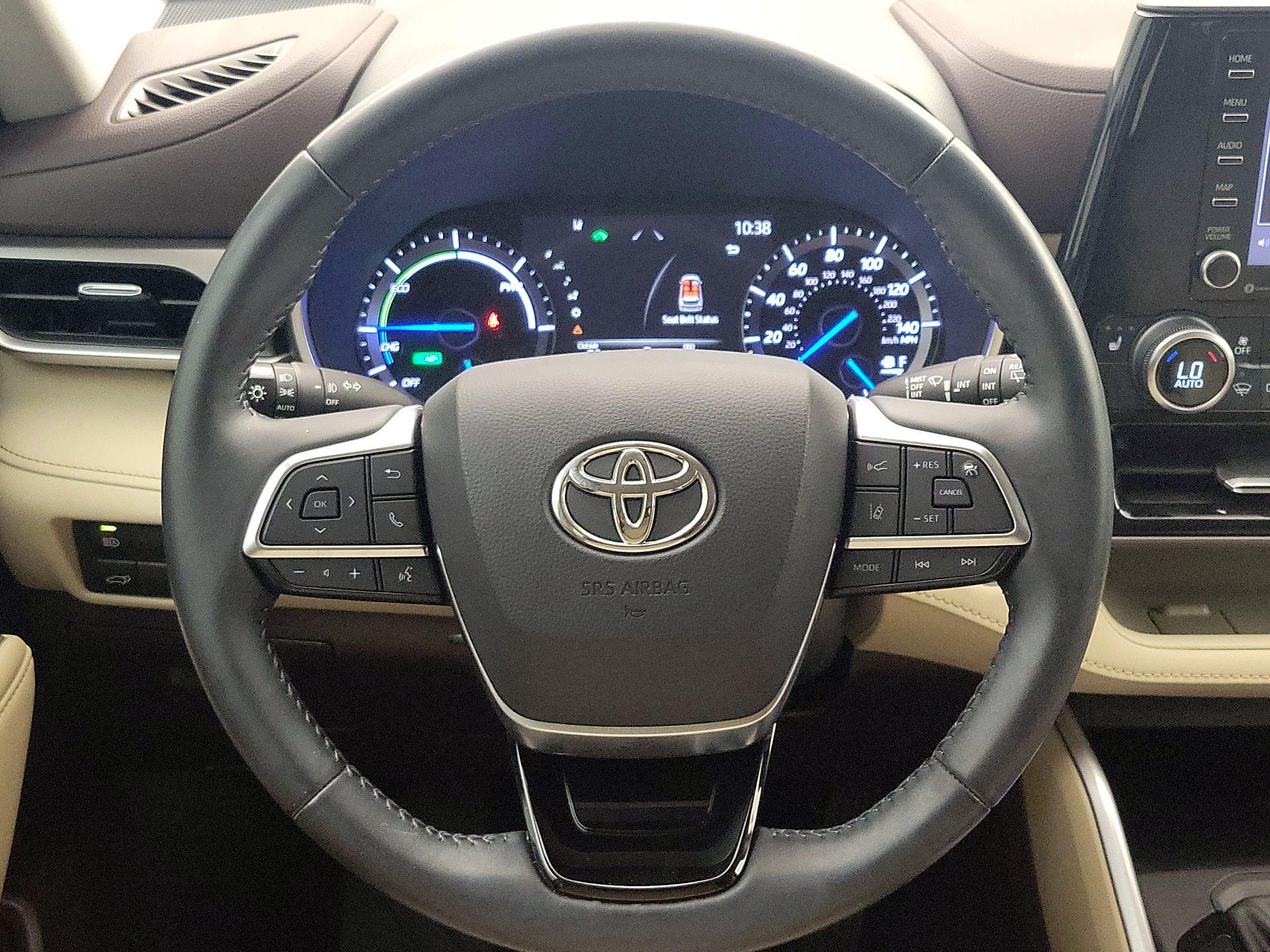 Thumbnail: 2021 Toyota Highlander - 10