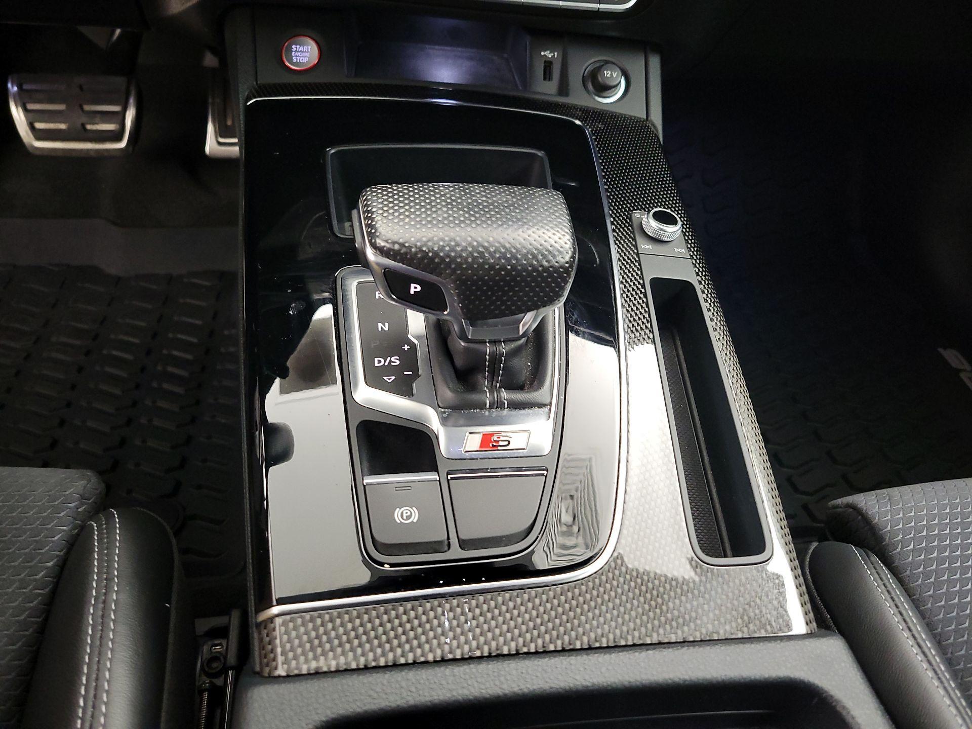 Thumbnail: 2023 Audi SQ5 - 15