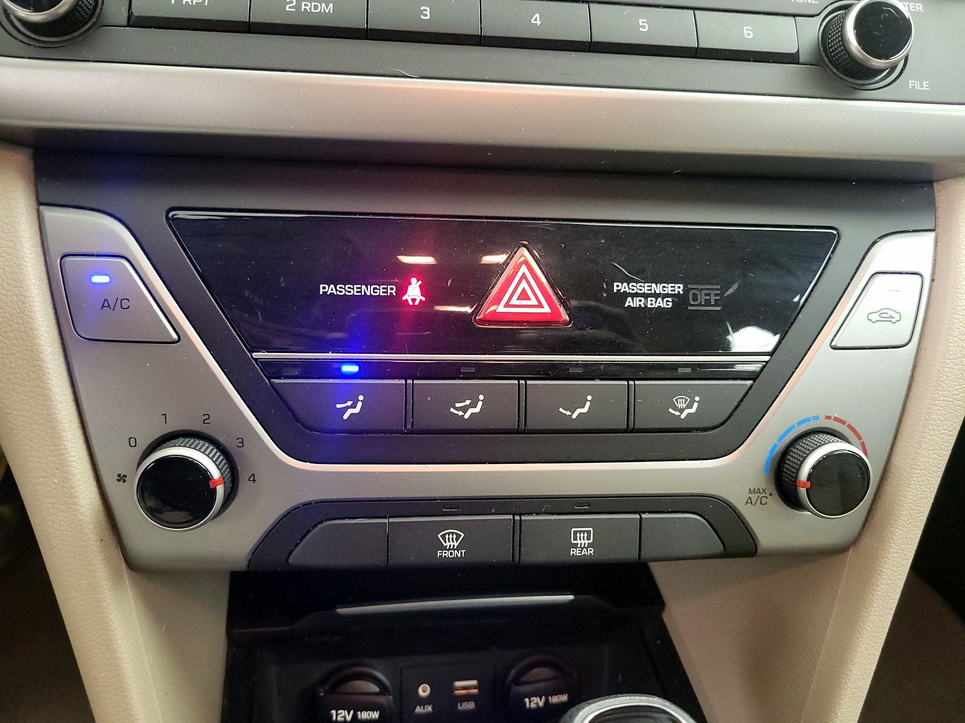 Thumbnail: 2018 Hyundai Elantra - 13