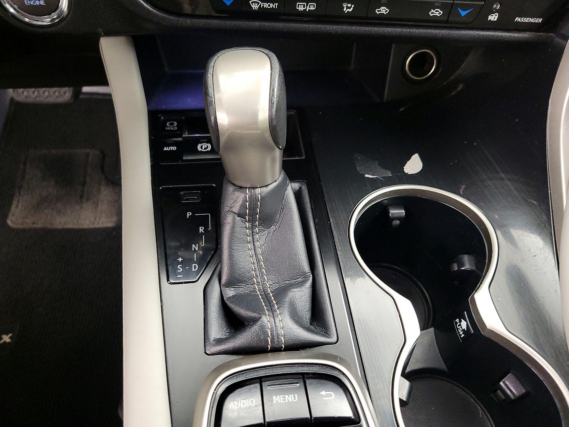 Thumbnail: 2017 Lexus RX - 15