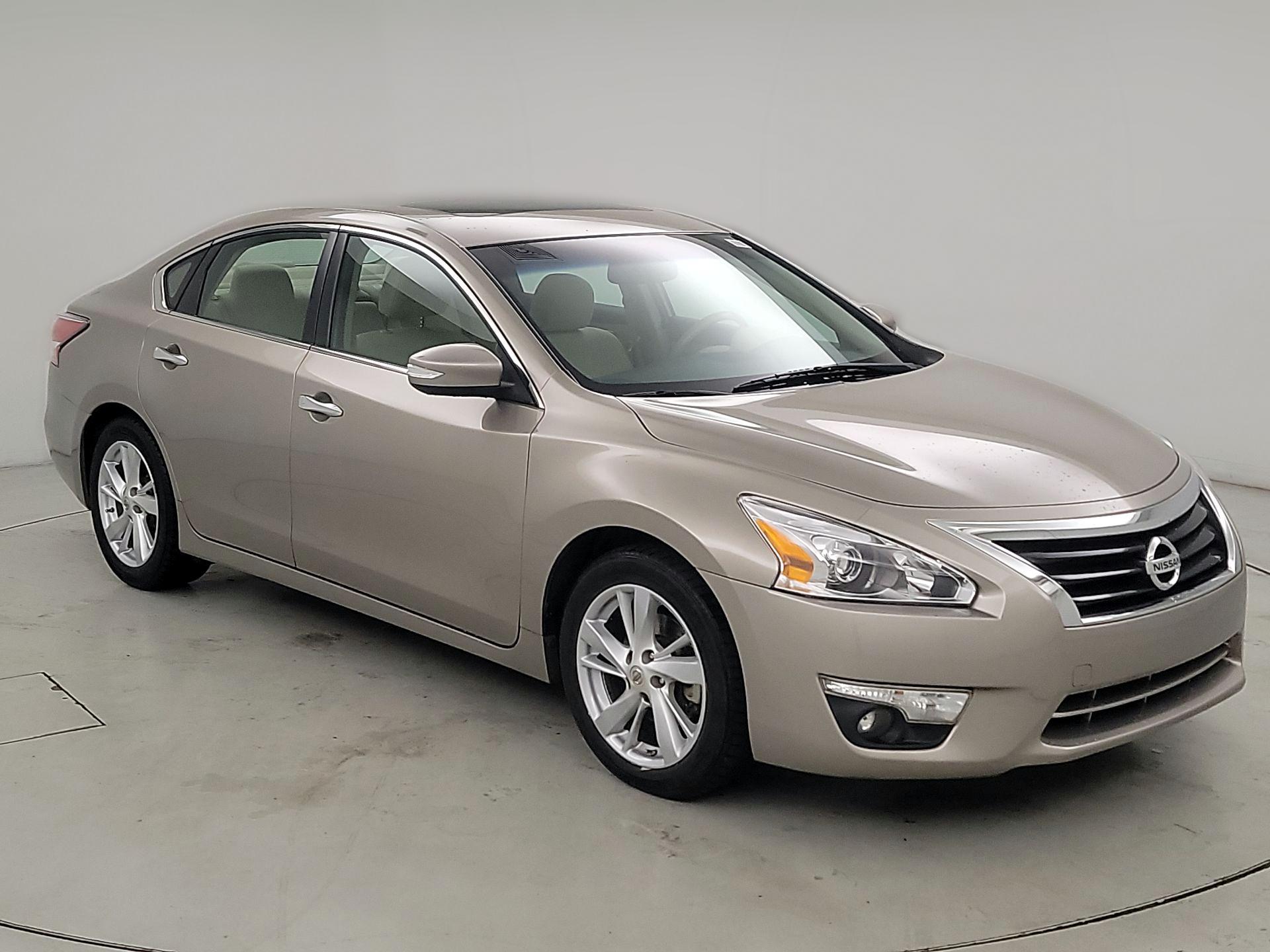 Thumbnail: 2014 Nissan Altima - 1