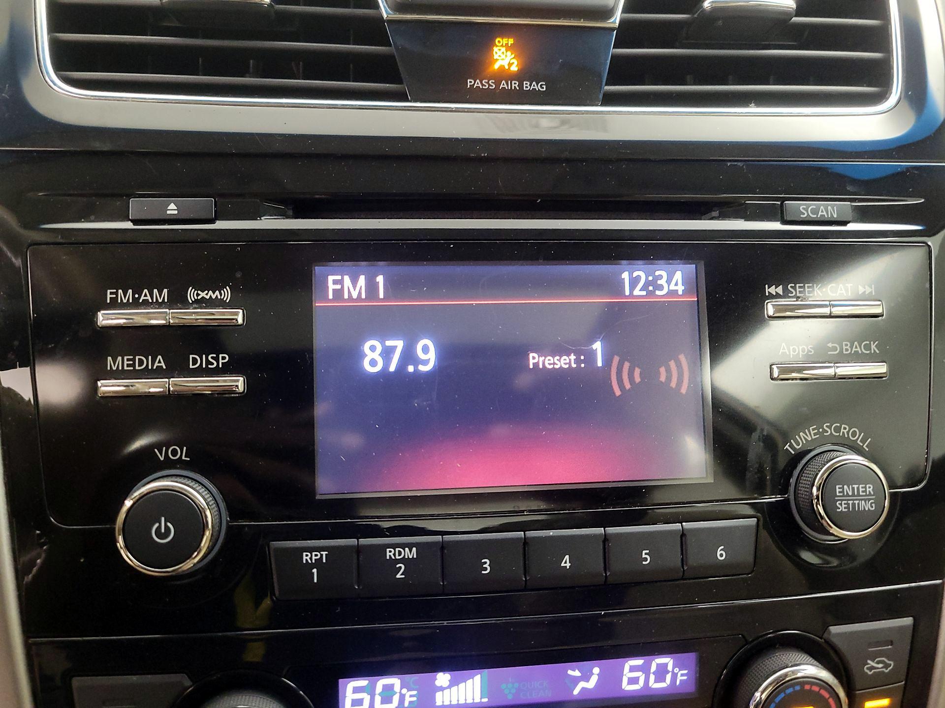 Thumbnail: 2014 Nissan Altima - 13