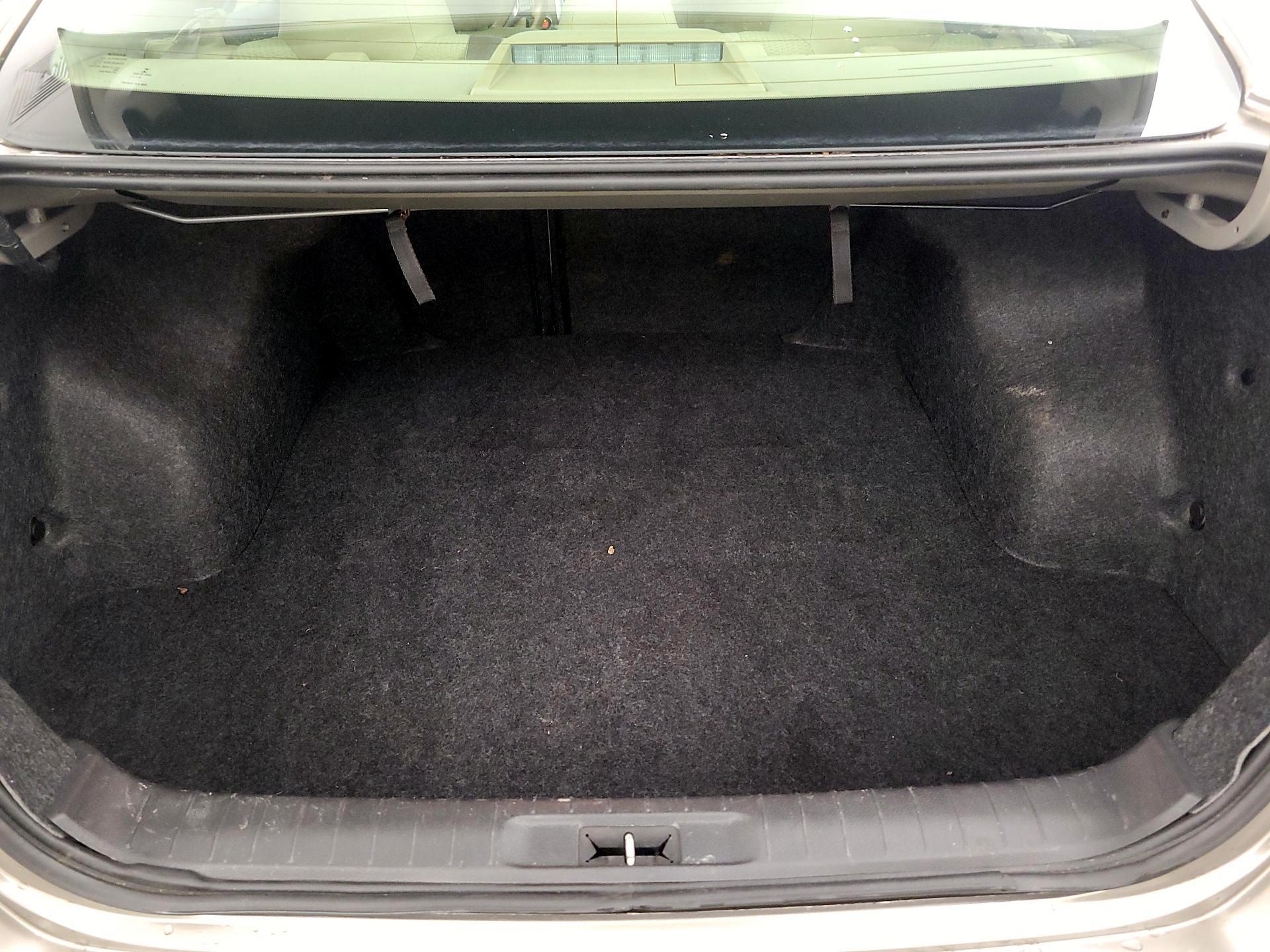 Thumbnail: 2014 Nissan Altima - 19