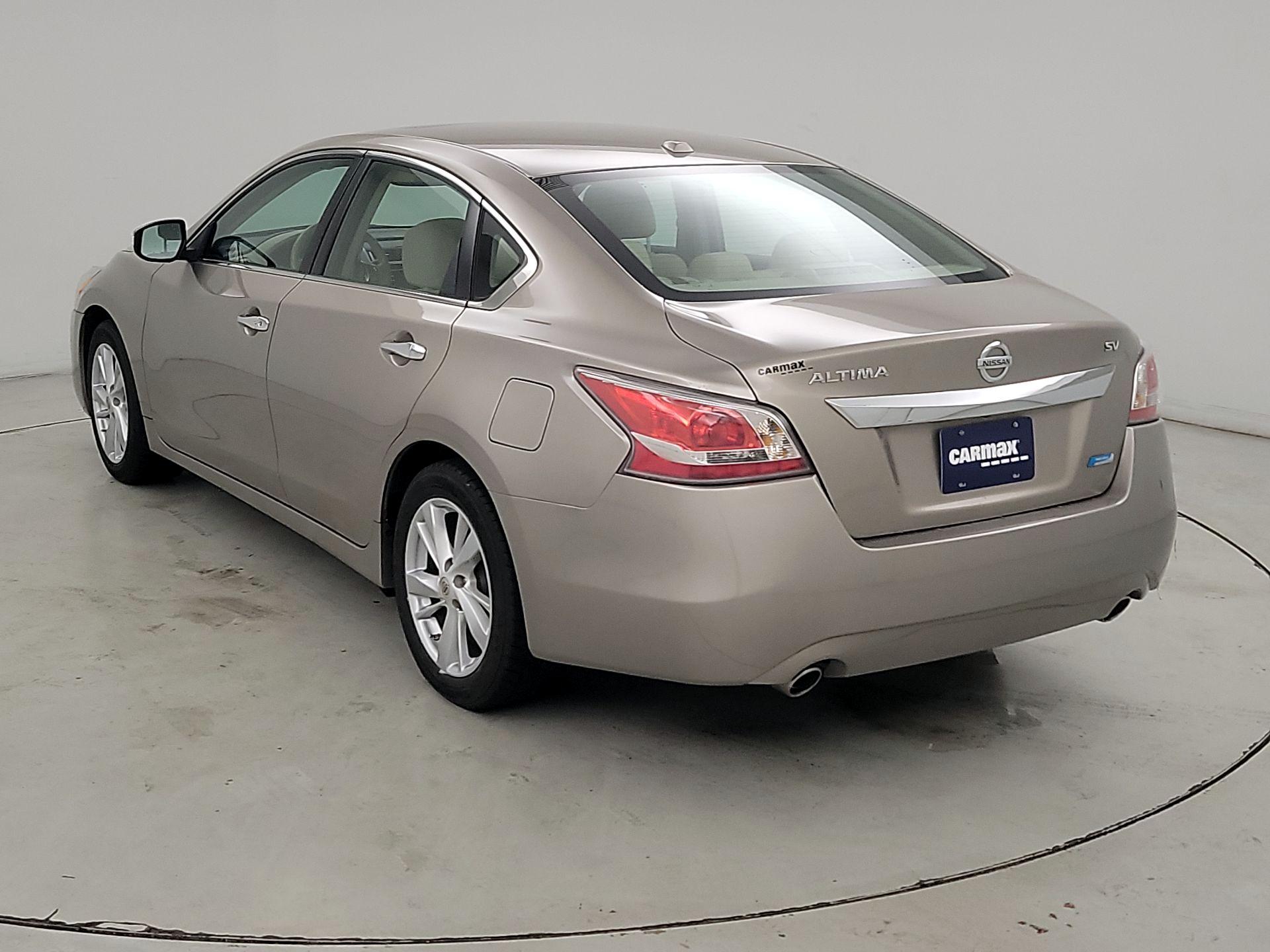 Thumbnail: 2014 Nissan Altima - 7