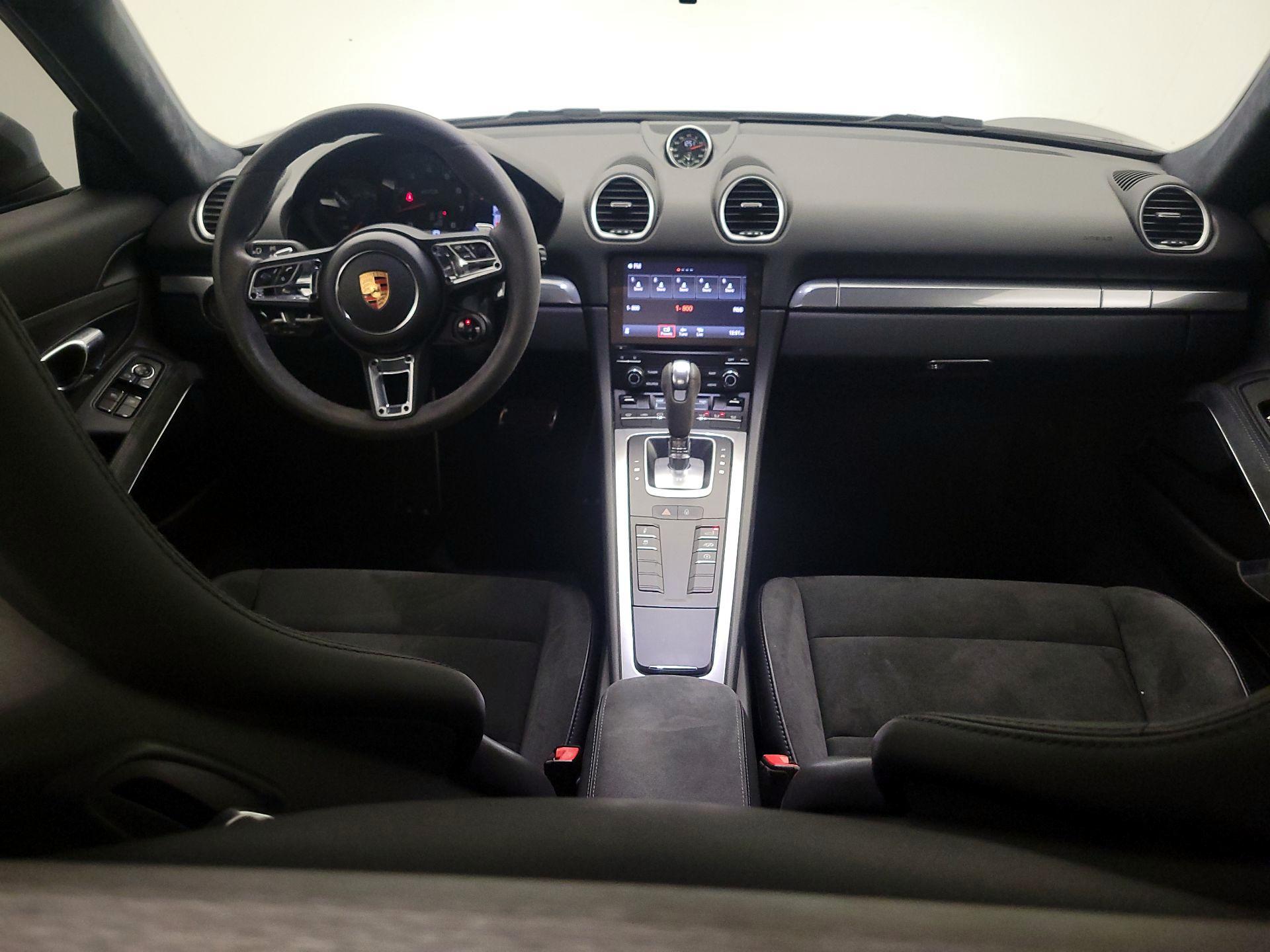 Thumbnail: 2019 Porsche 718 Cayman - 9