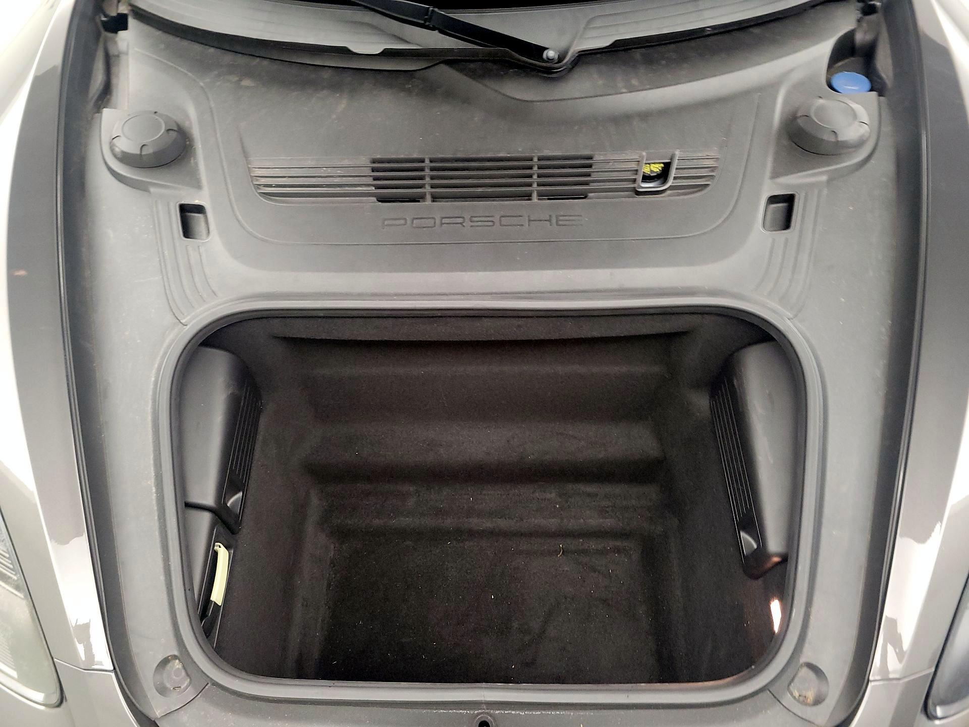 Thumbnail: 2019 Porsche 718 Cayman - 20