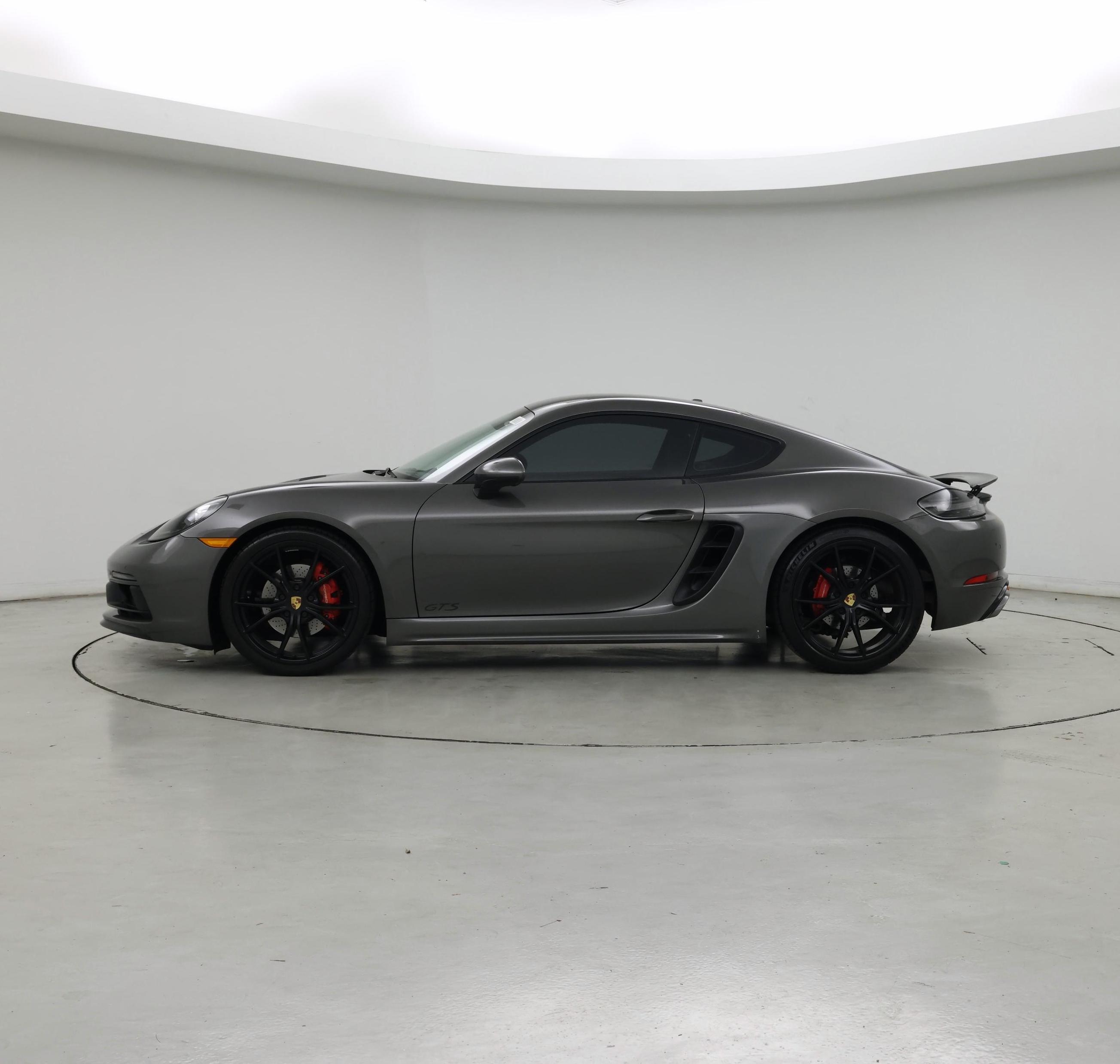 Thumbnail: 2019 Porsche 718 Cayman - 3