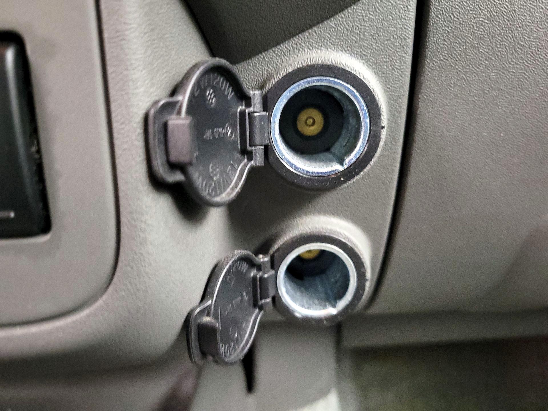 Thumbnail: 2016 Nissan Frontier - 16