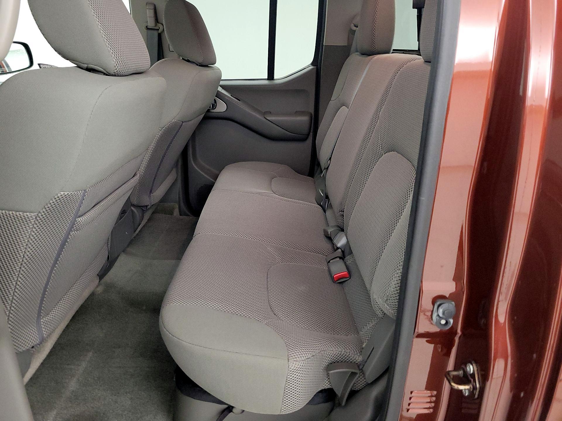 Thumbnail: 2016 Nissan Frontier - 17