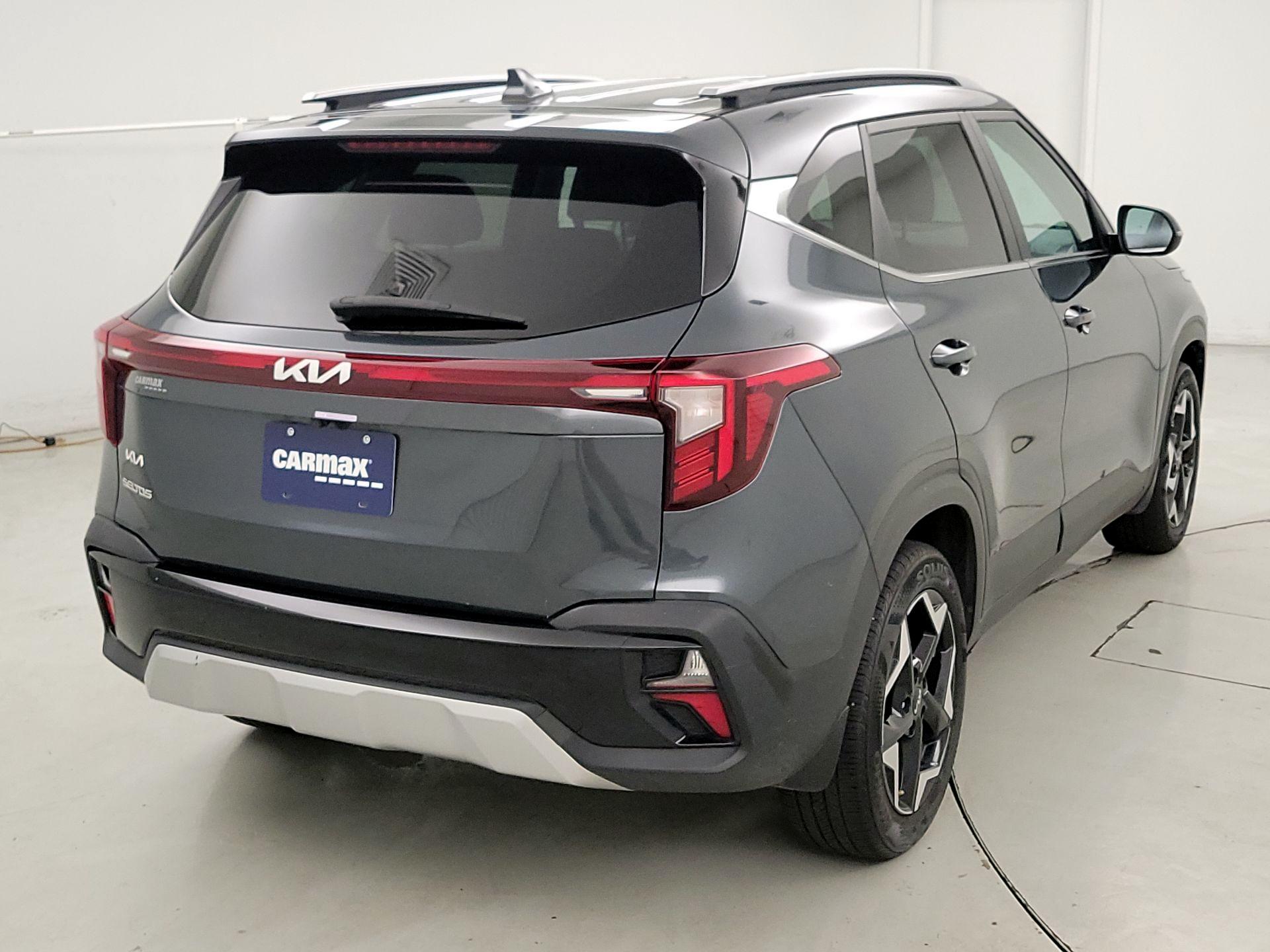 Thumbnail: 2024 Kia Seltos - 5