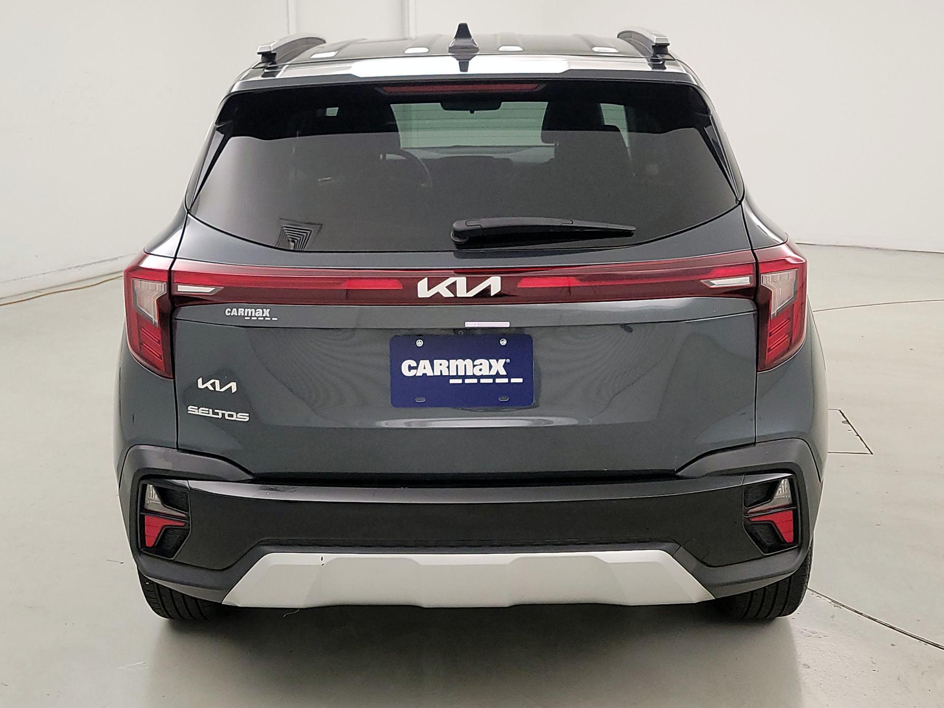 Thumbnail: 2024 Kia Seltos - 6