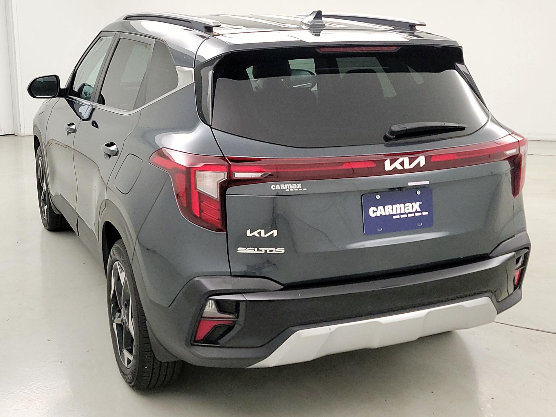 Thumbnail: 2024 Kia Seltos - 7