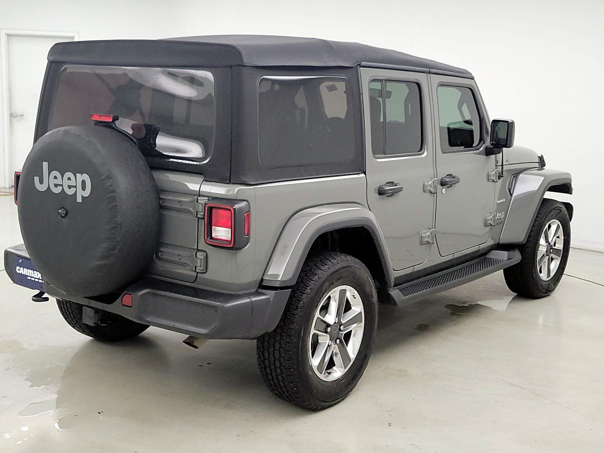Thumbnail: 2022 Jeep Wrangler - 5