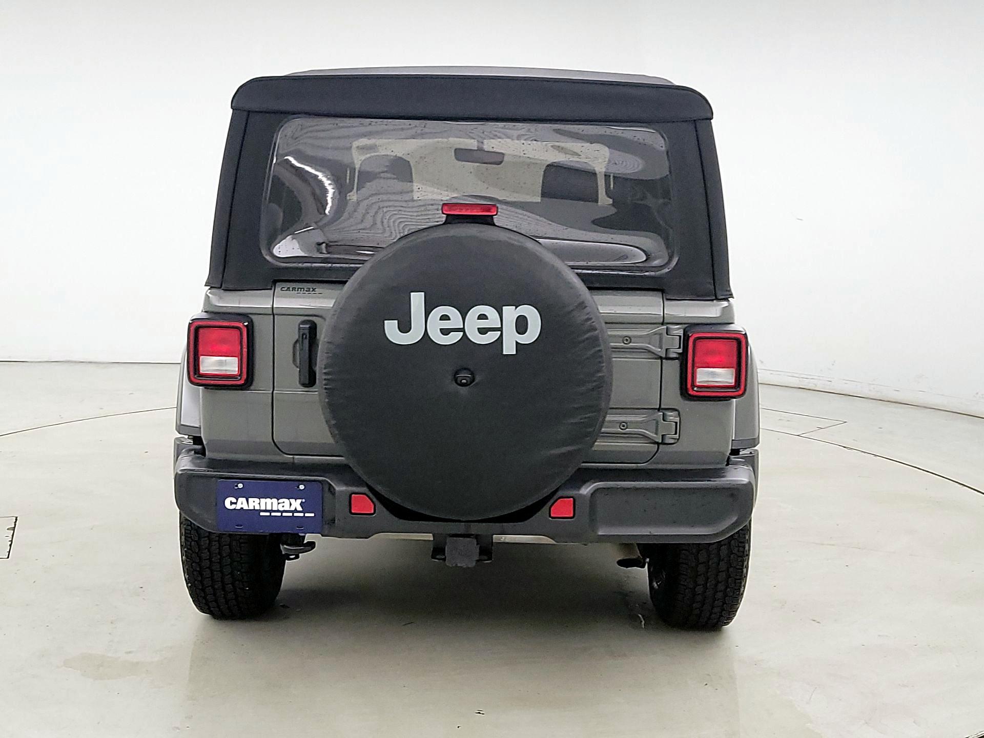 Thumbnail: 2022 Jeep Wrangler - 6