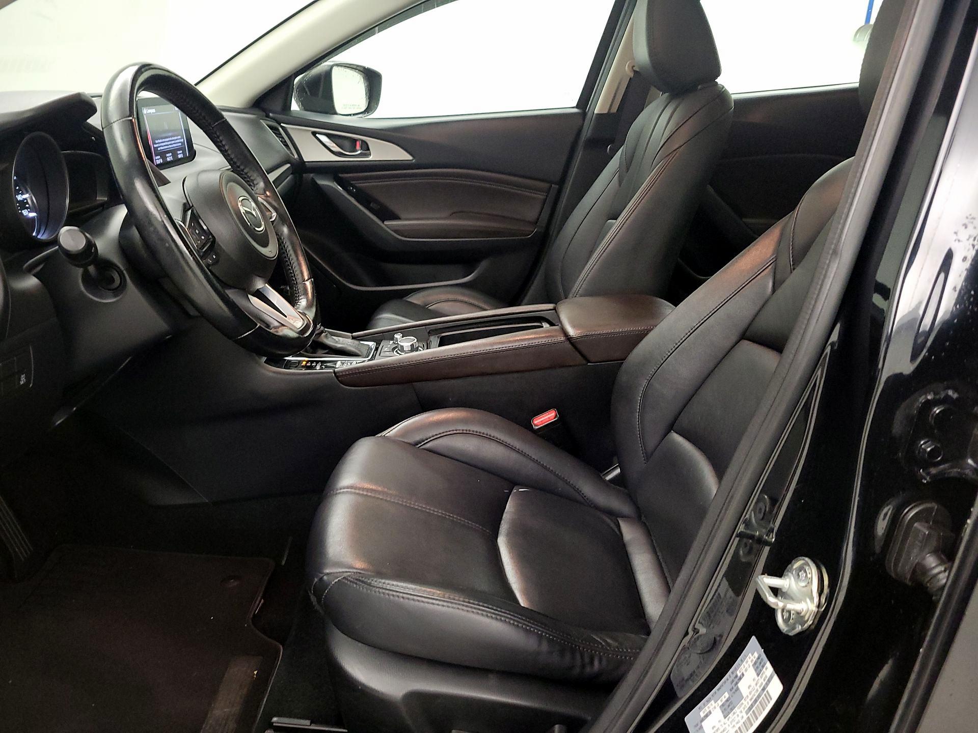 Thumbnail: 2018 Mazda Mazda3 - 9