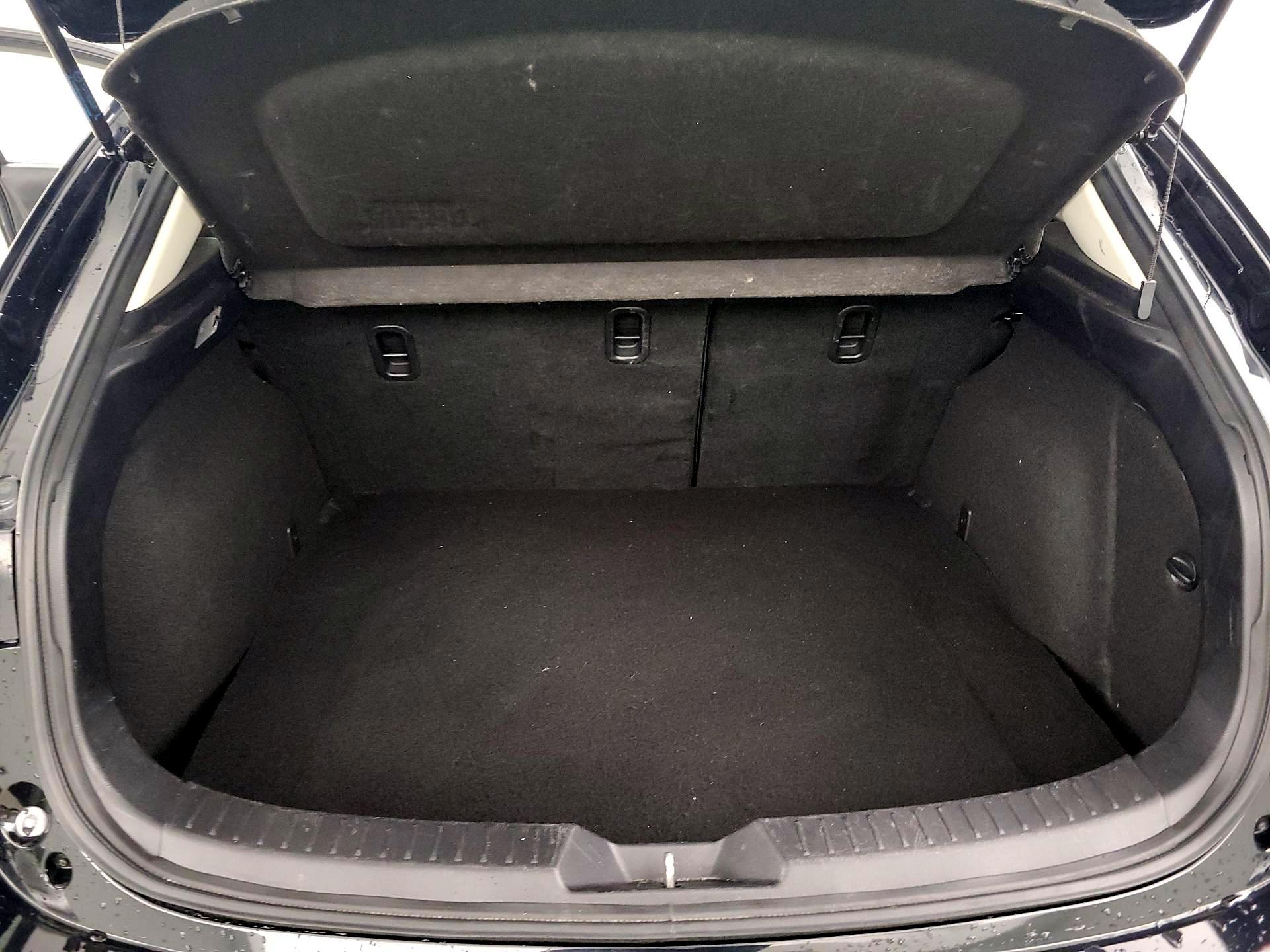 Thumbnail: 2018 Mazda Mazda3 - 19