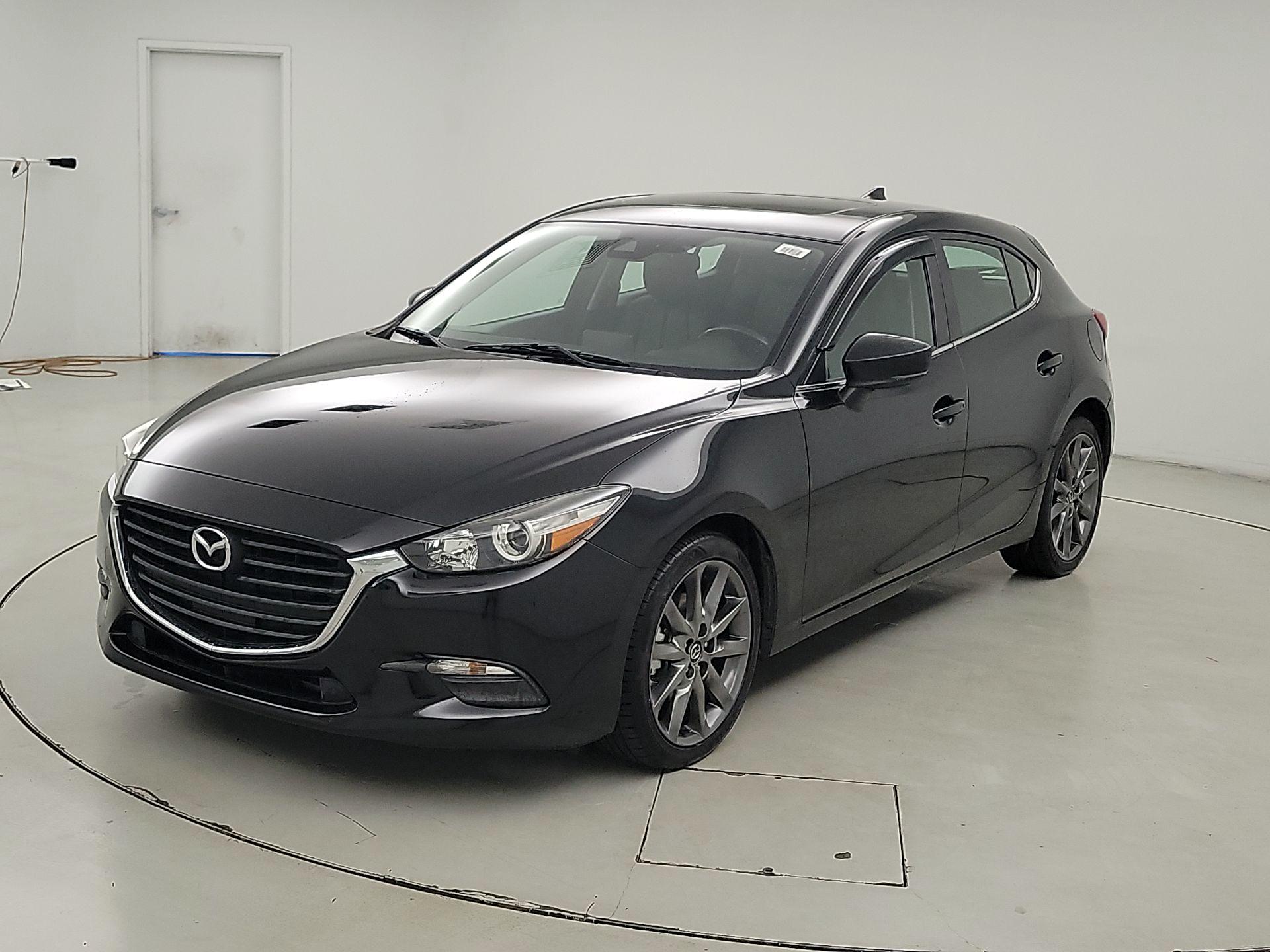 Thumbnail: 2018 Mazda Mazda3 - 3