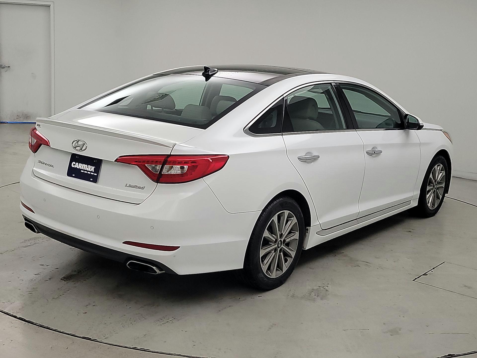 Thumbnail: 2016 Hyundai Sonata - 5