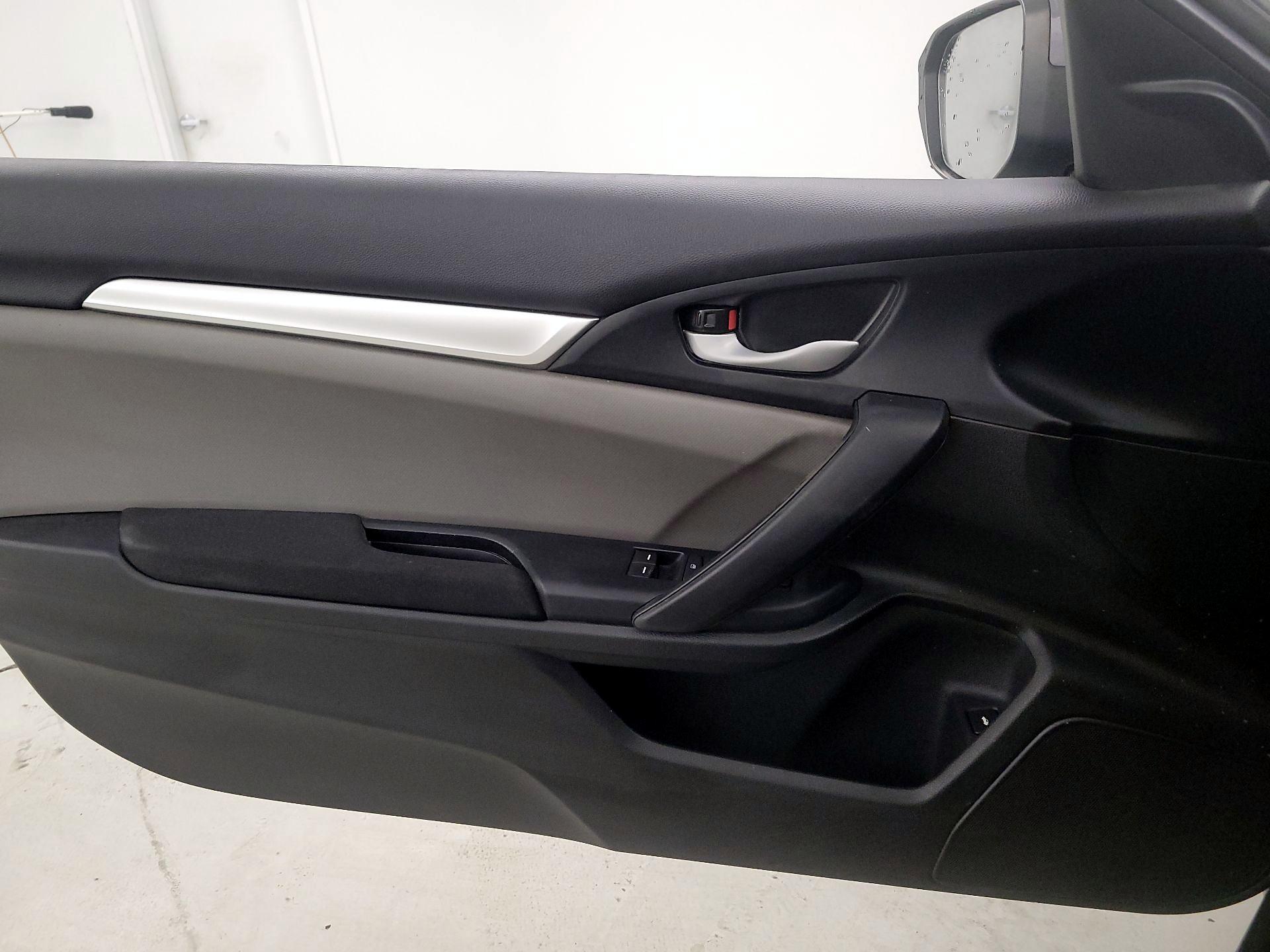 Thumbnail: 2018 Honda Civic - 10