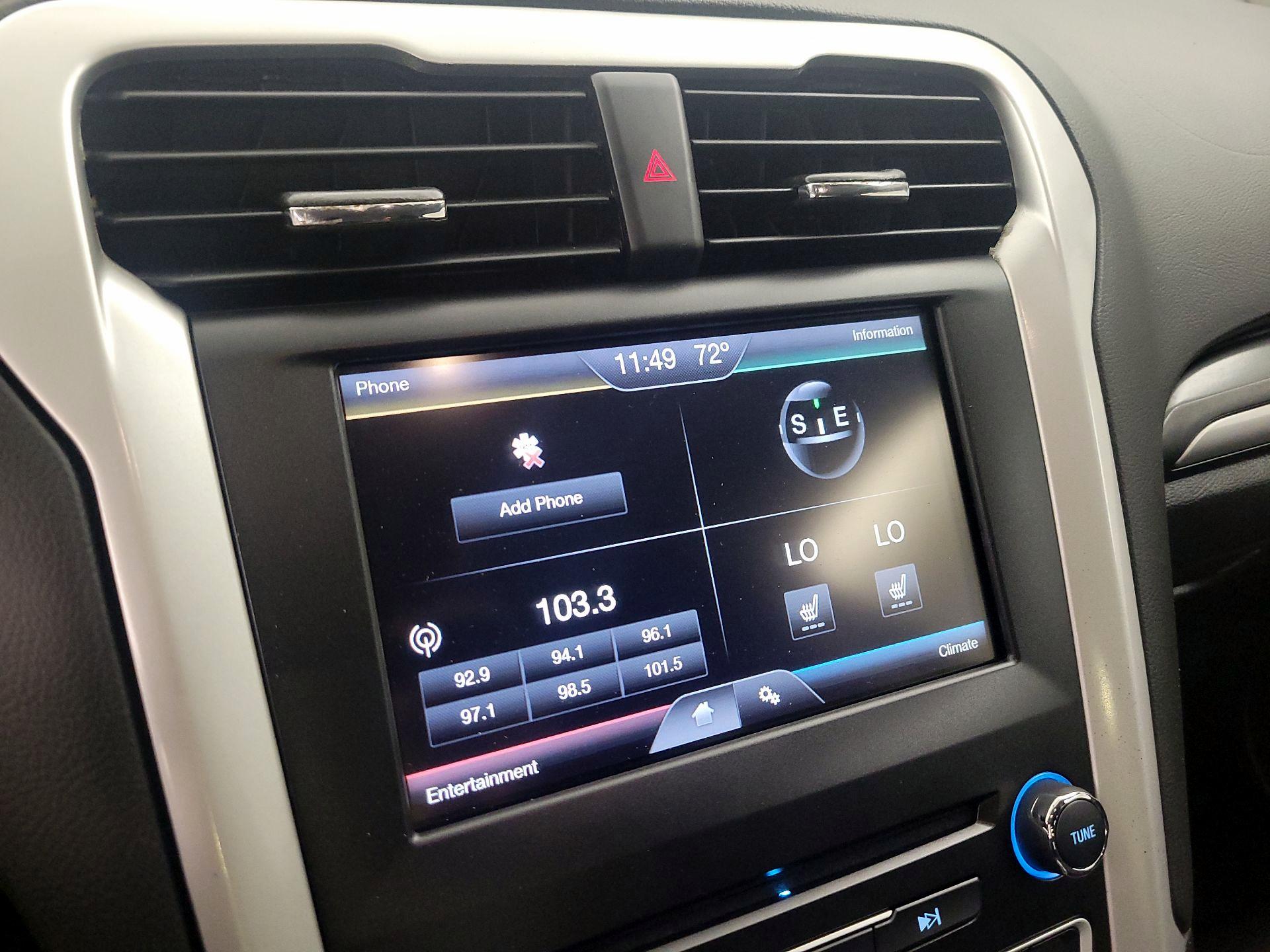 Thumbnail: 2016 Ford Fusion - 15
