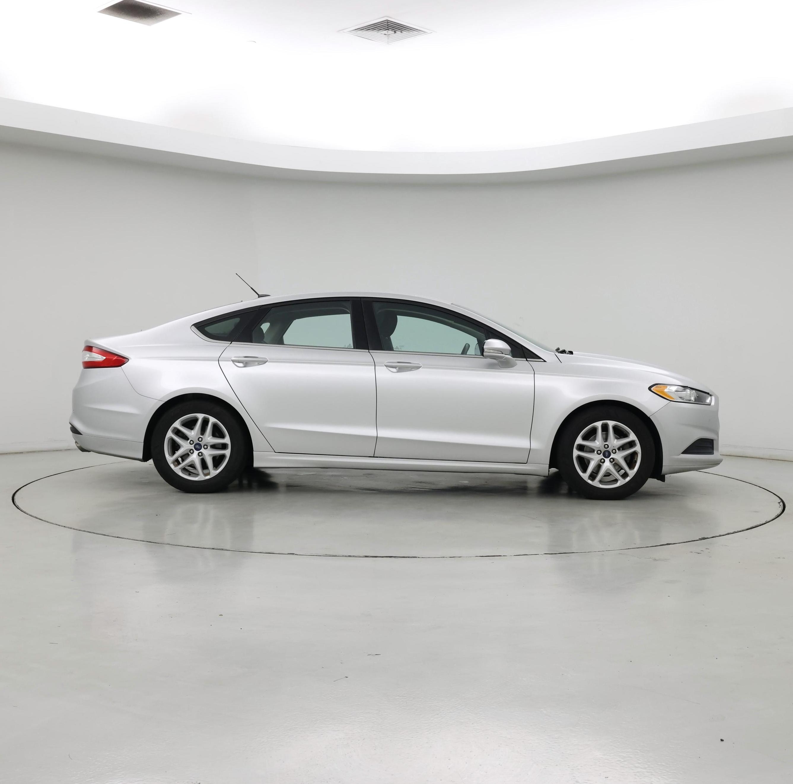 Thumbnail: 2016 Ford Fusion - 7