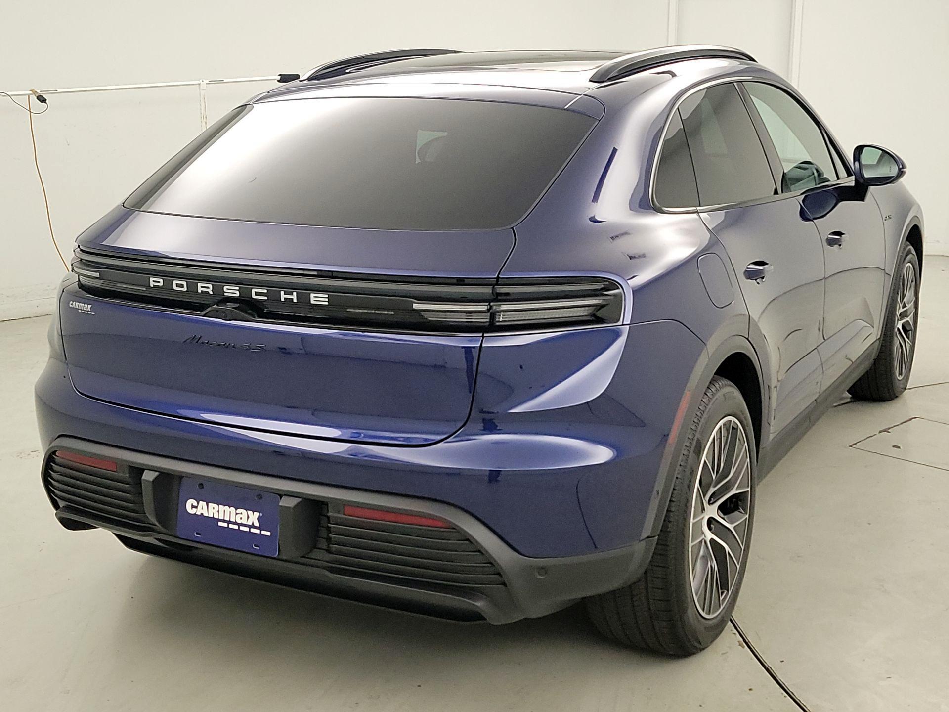 Thumbnail: 2025 Porsche Macan - 5