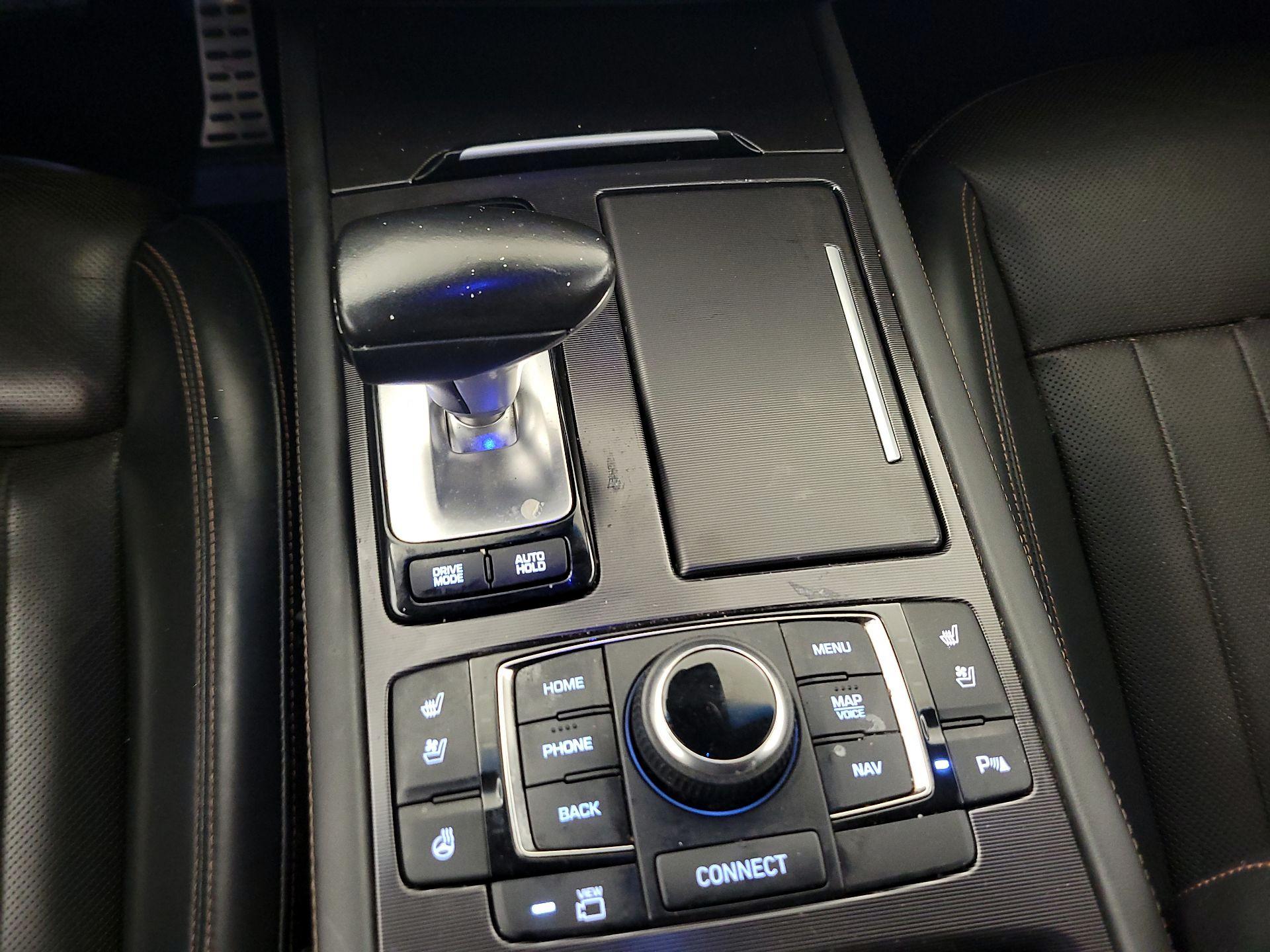 Thumbnail: 2019 Genesis G80 - 16