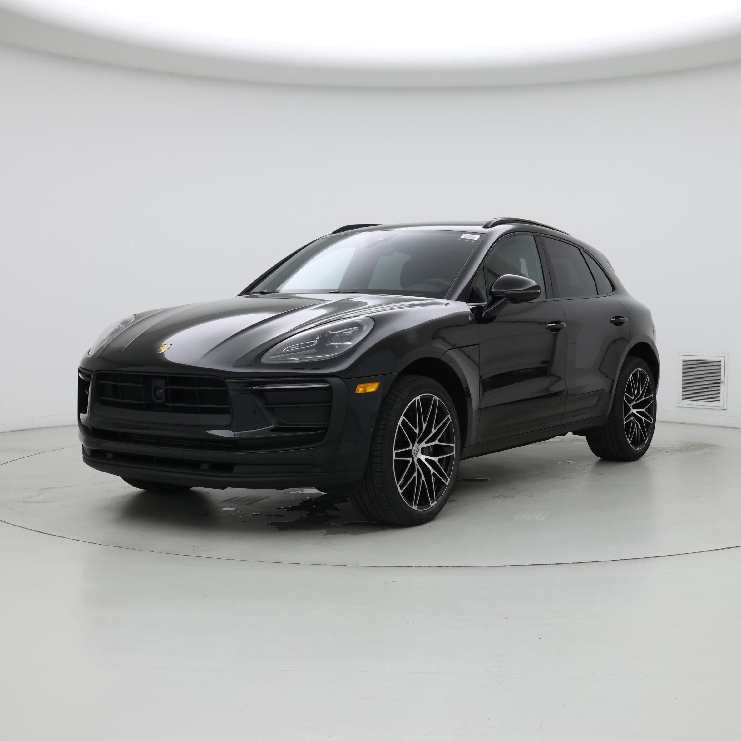 Thumbnail: 2022 Porsche Macan - 4