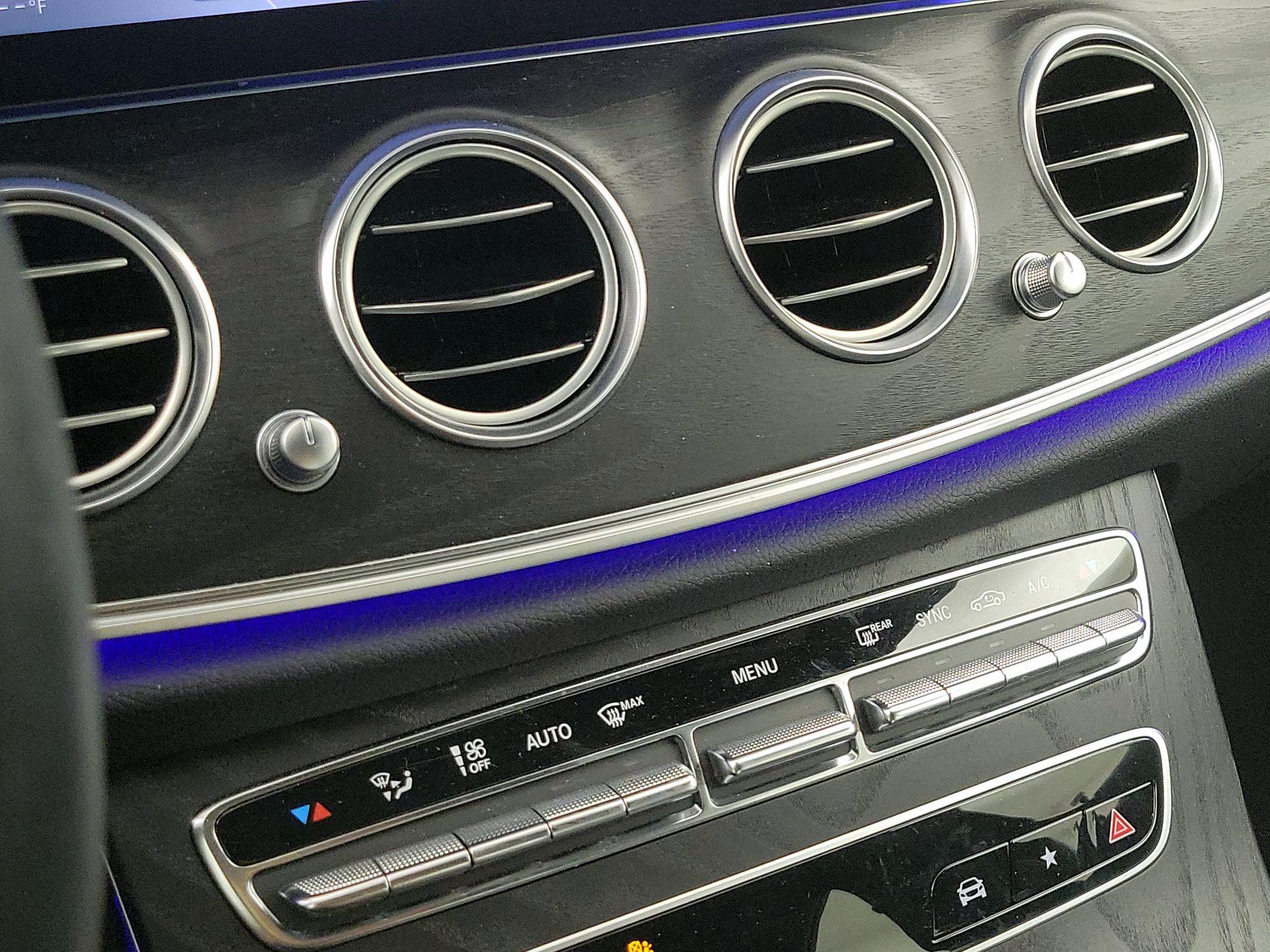 Thumbnail: 2022 Mercedes-Benz E-Class - 17