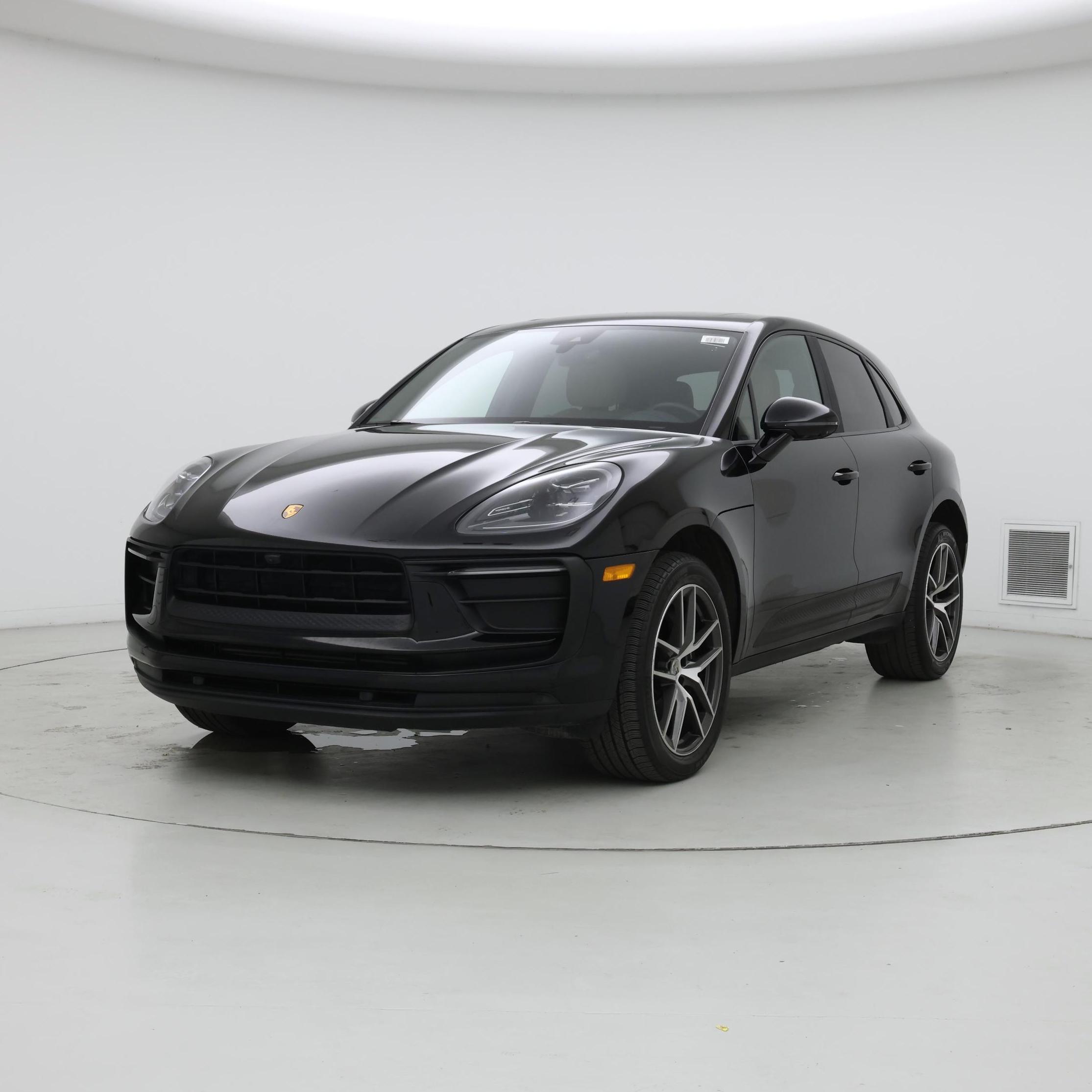 Thumbnail: 2022 Porsche Macan - 4