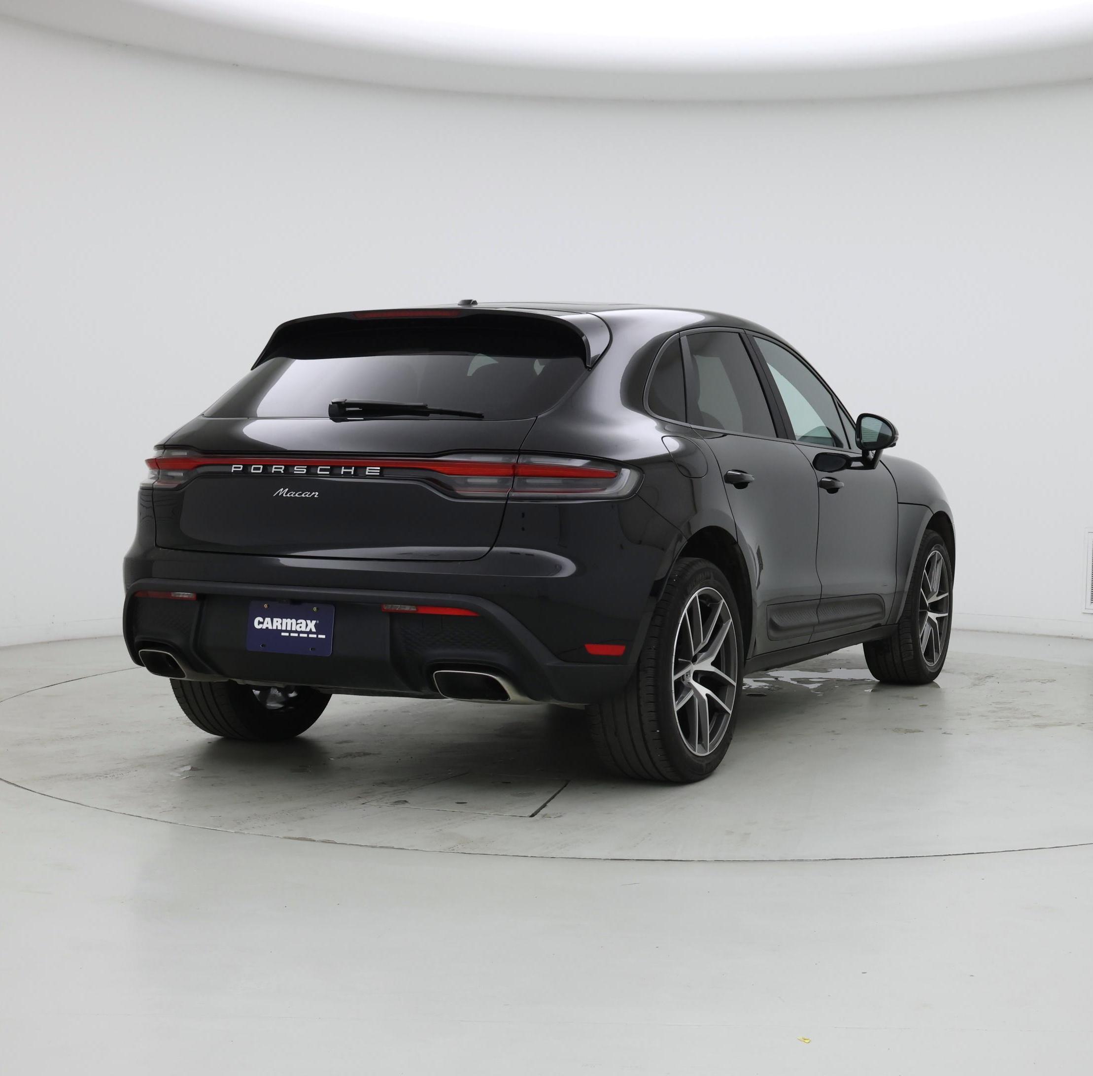 Thumbnail: 2022 Porsche Macan - 8