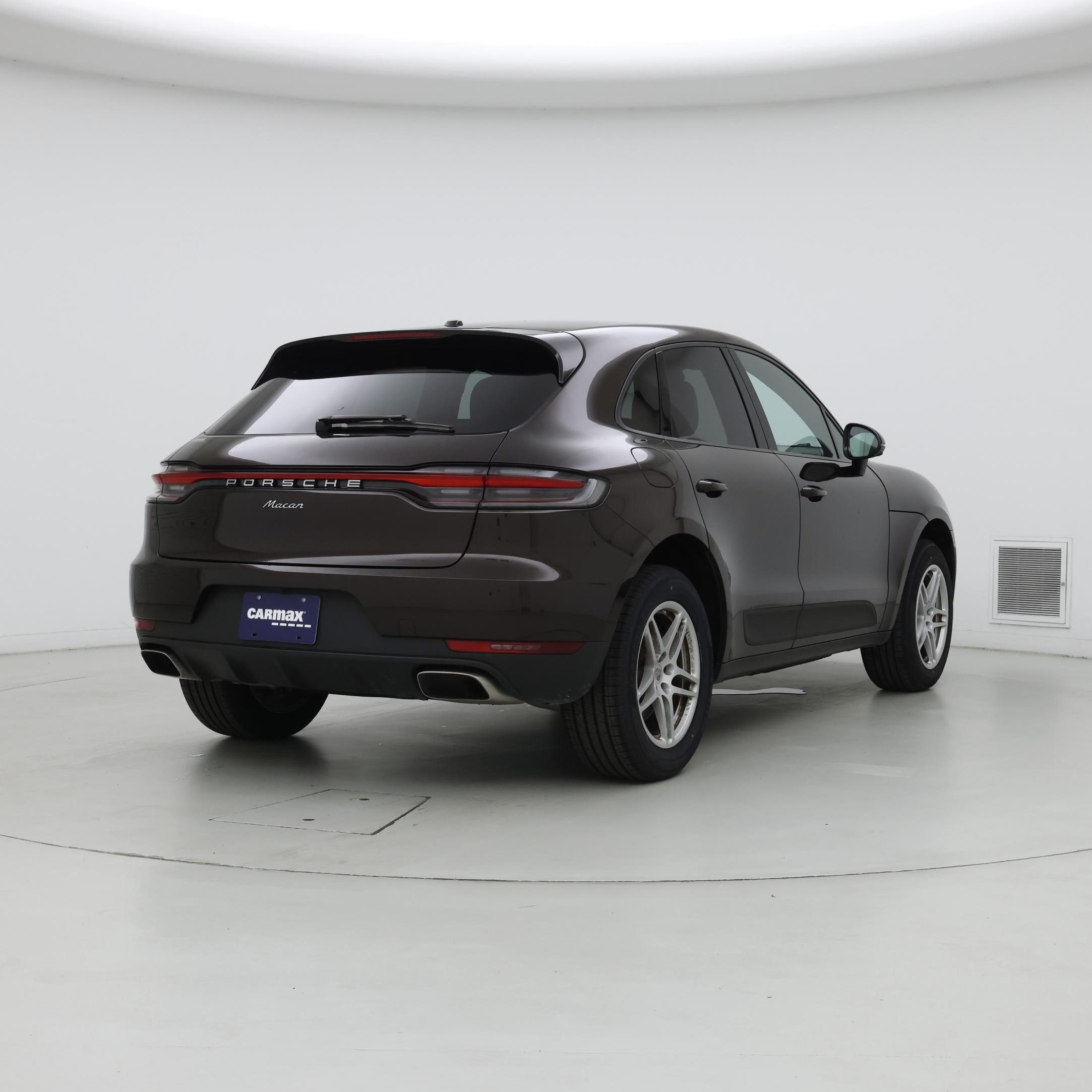 Thumbnail: 2021 Porsche Macan - 8