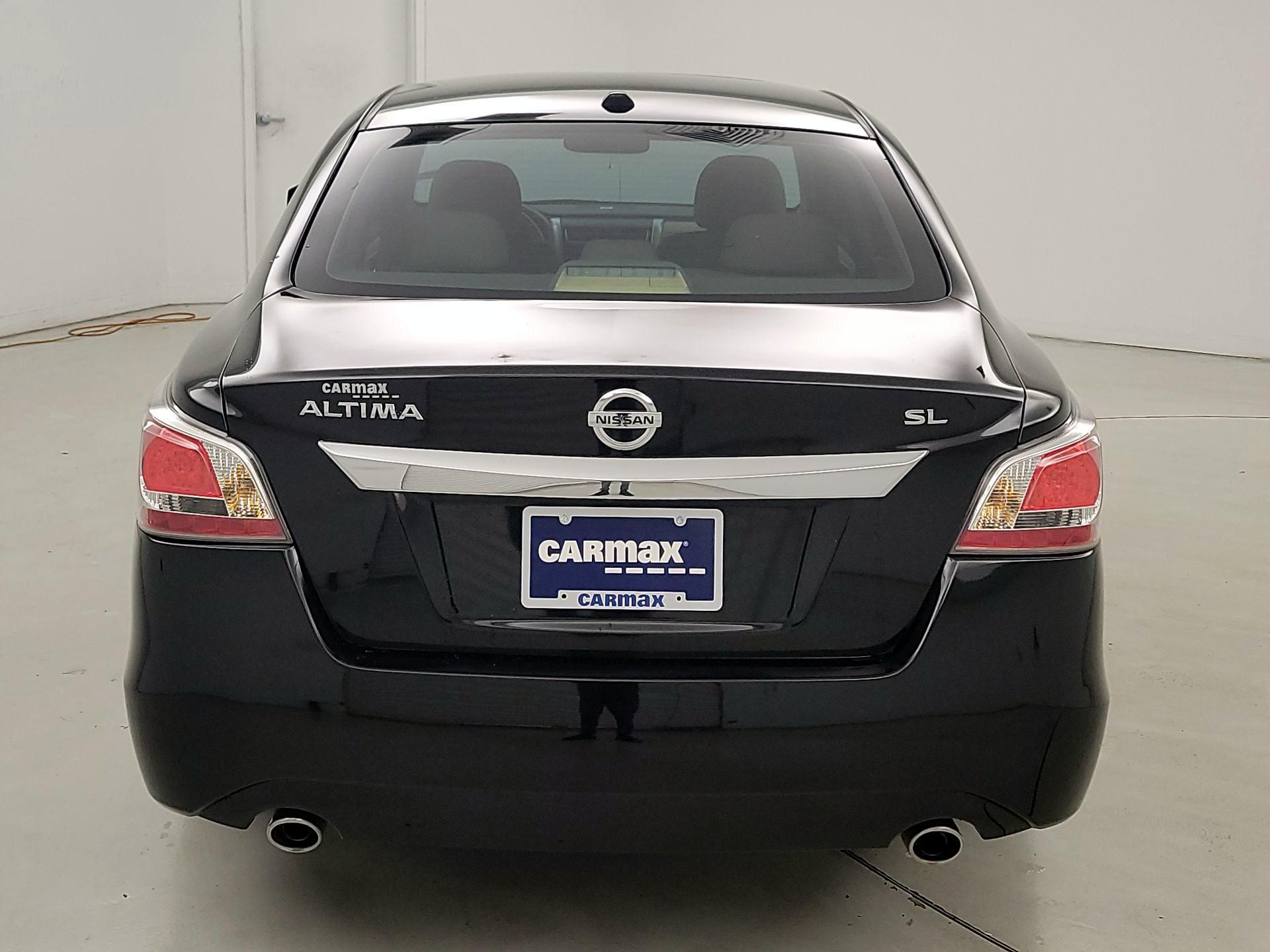 Thumbnail: 2015 Nissan Altima - 6