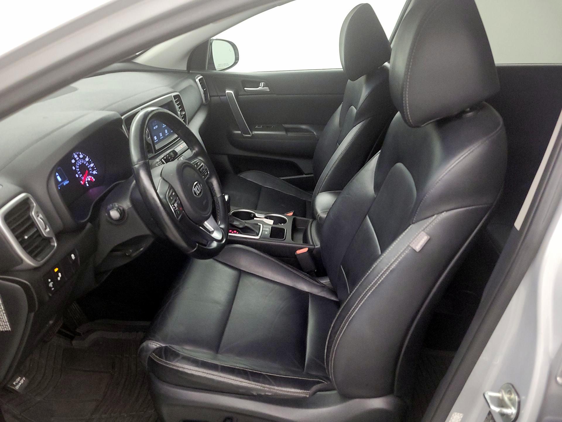 Thumbnail: 2017 Kia Sportage - 9