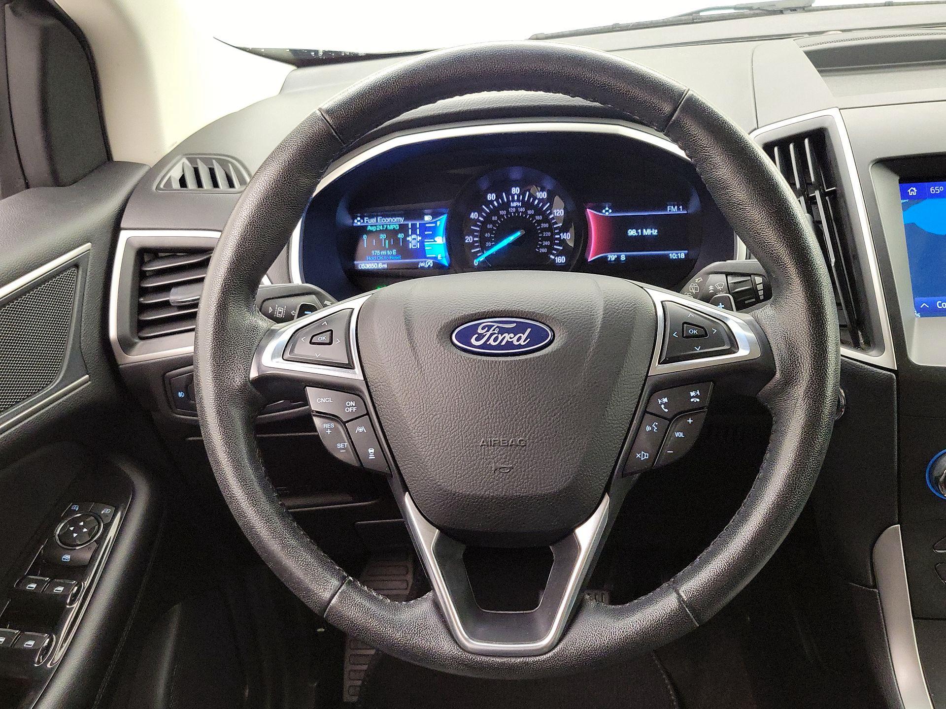 Thumbnail: 2020 Ford Edge - 10