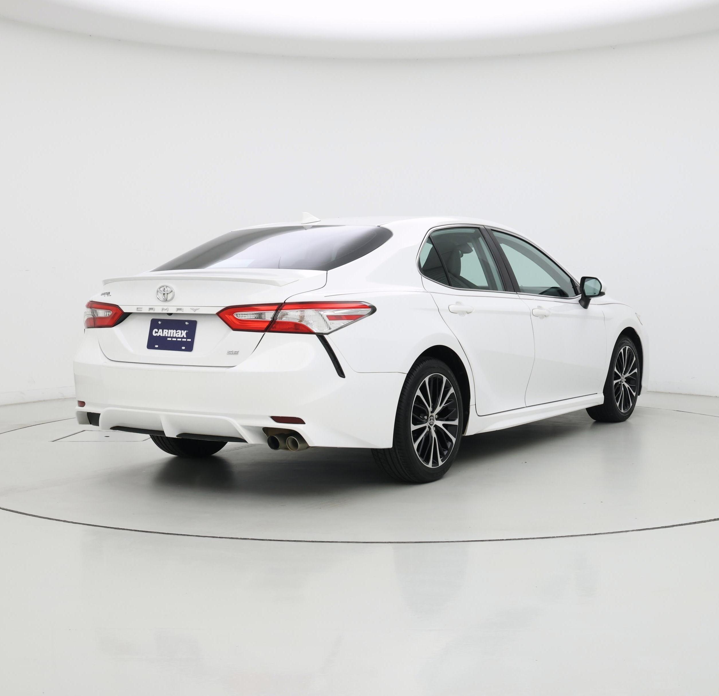 Thumbnail: 2020 Toyota Camry - 8