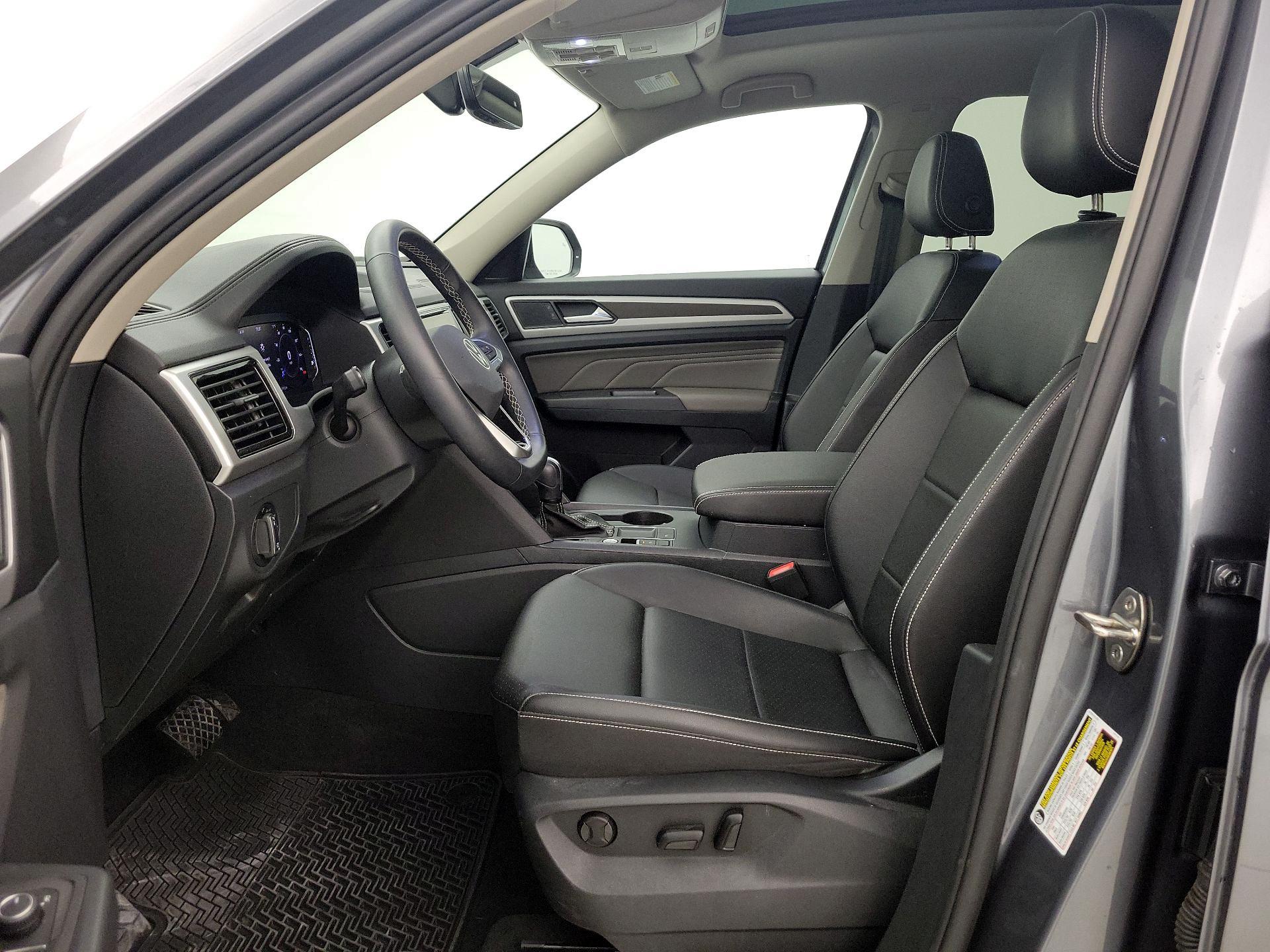 Thumbnail: 2023 Volkswagen Atlas - 11