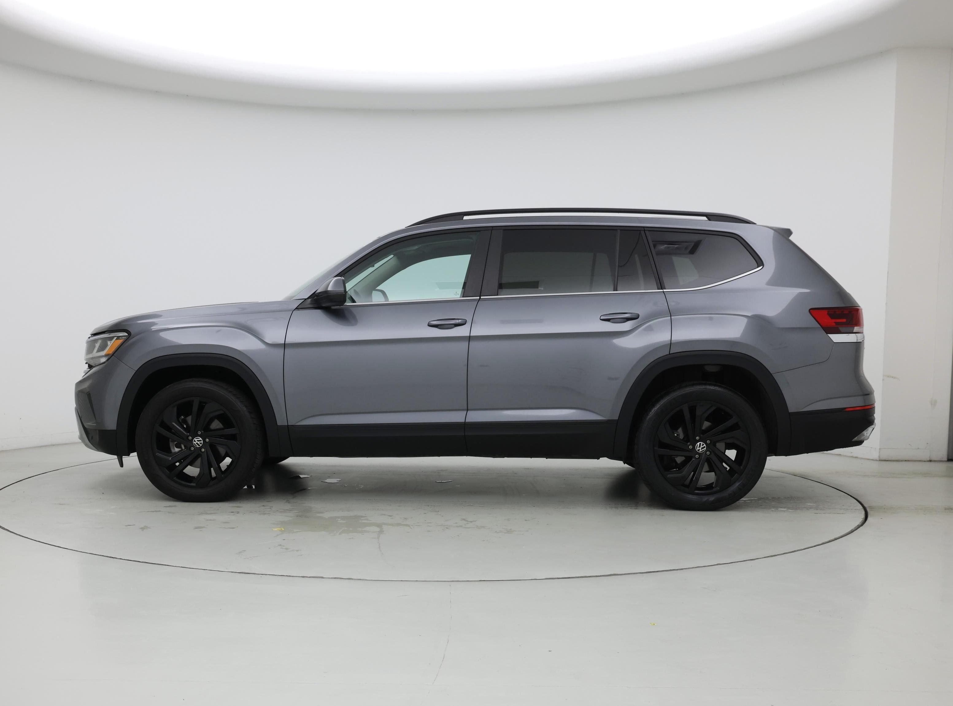 Thumbnail: 2023 Volkswagen Atlas - 3