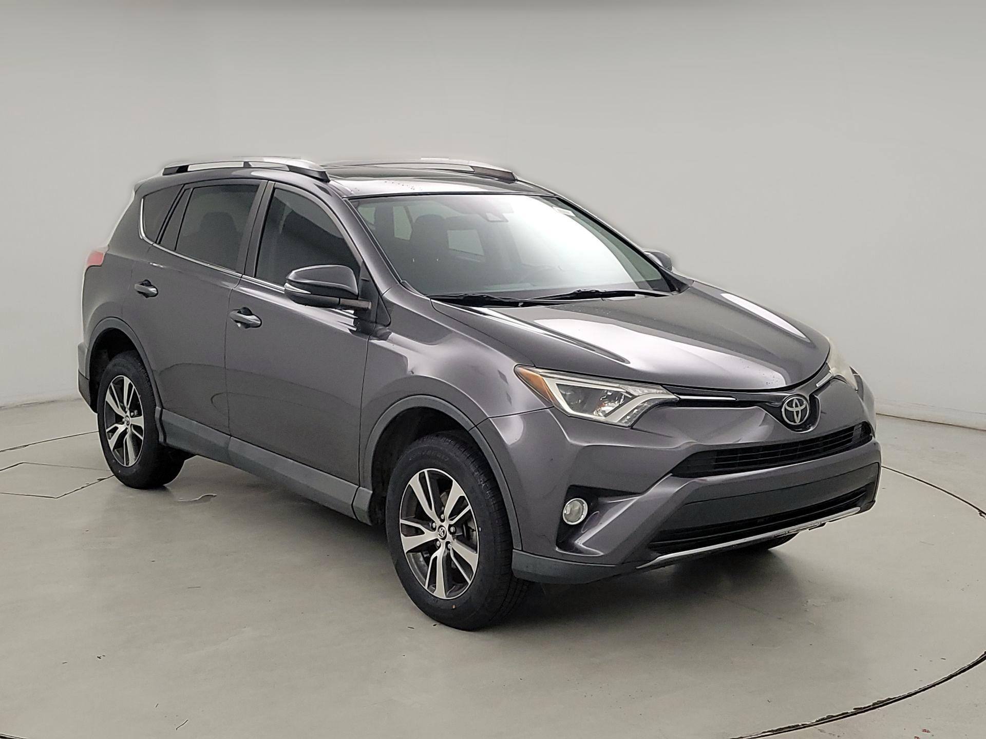 Thumbnail: 2018 Toyota RAV4 - 1