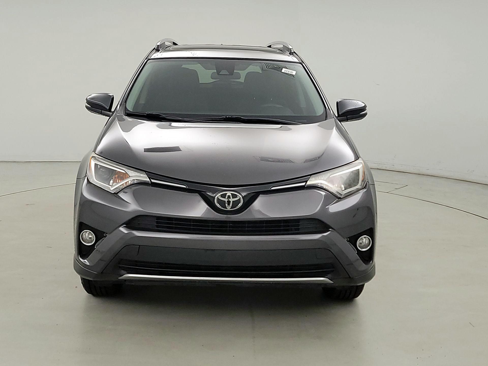 Thumbnail: 2018 Toyota RAV4 - 2