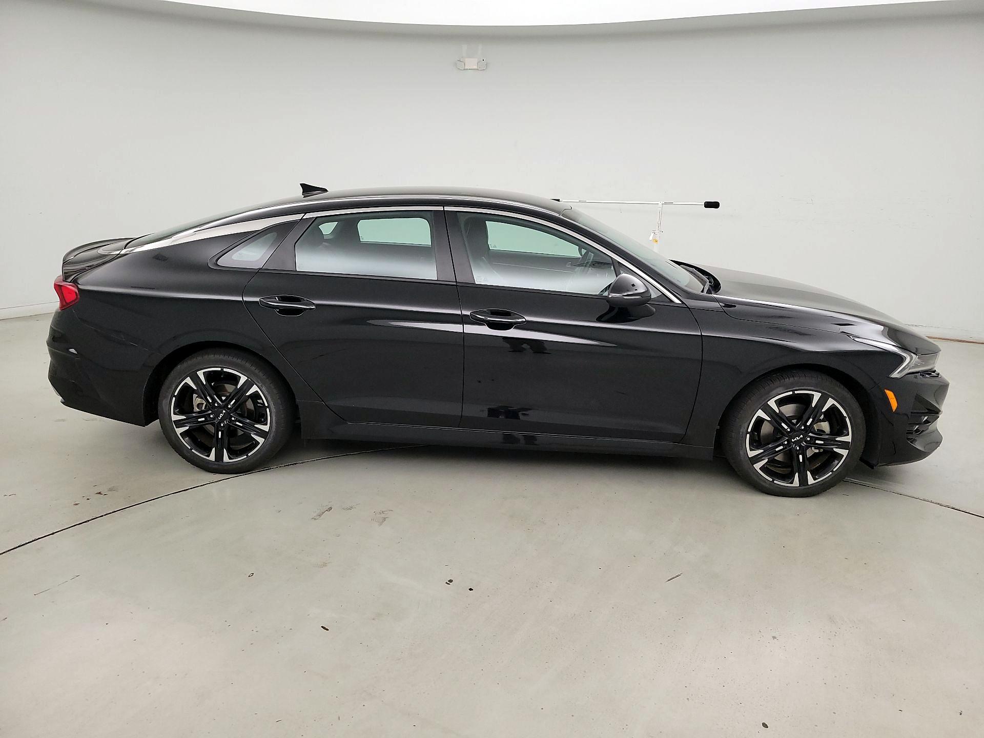 Thumbnail: 2023 Kia K5 - 4