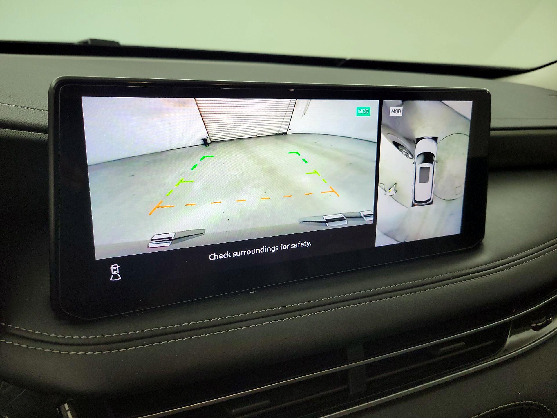 Thumbnail: 2023 INFINITI QX60 - 12