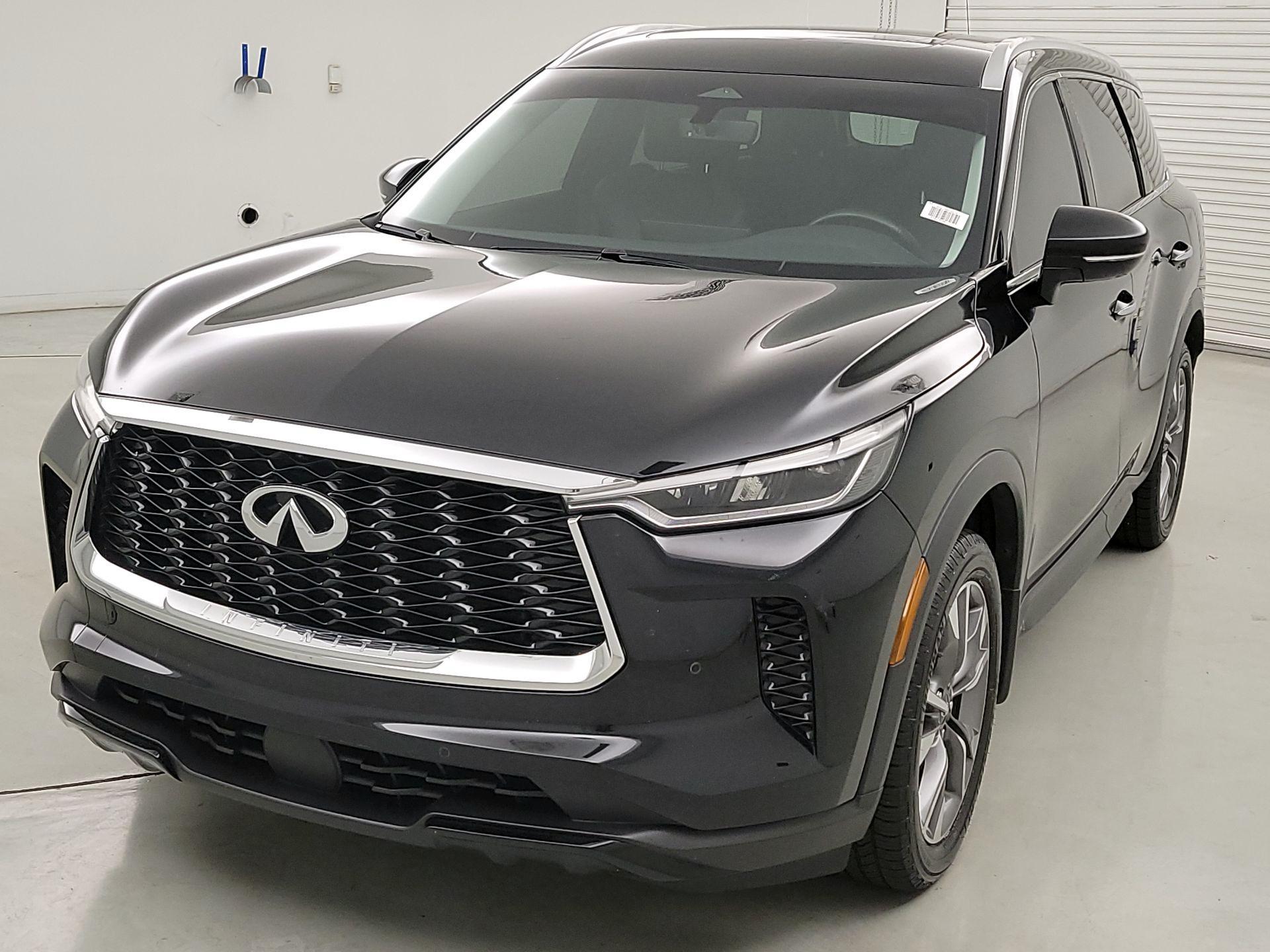 Thumbnail: 2023 INFINITI QX60 - 3