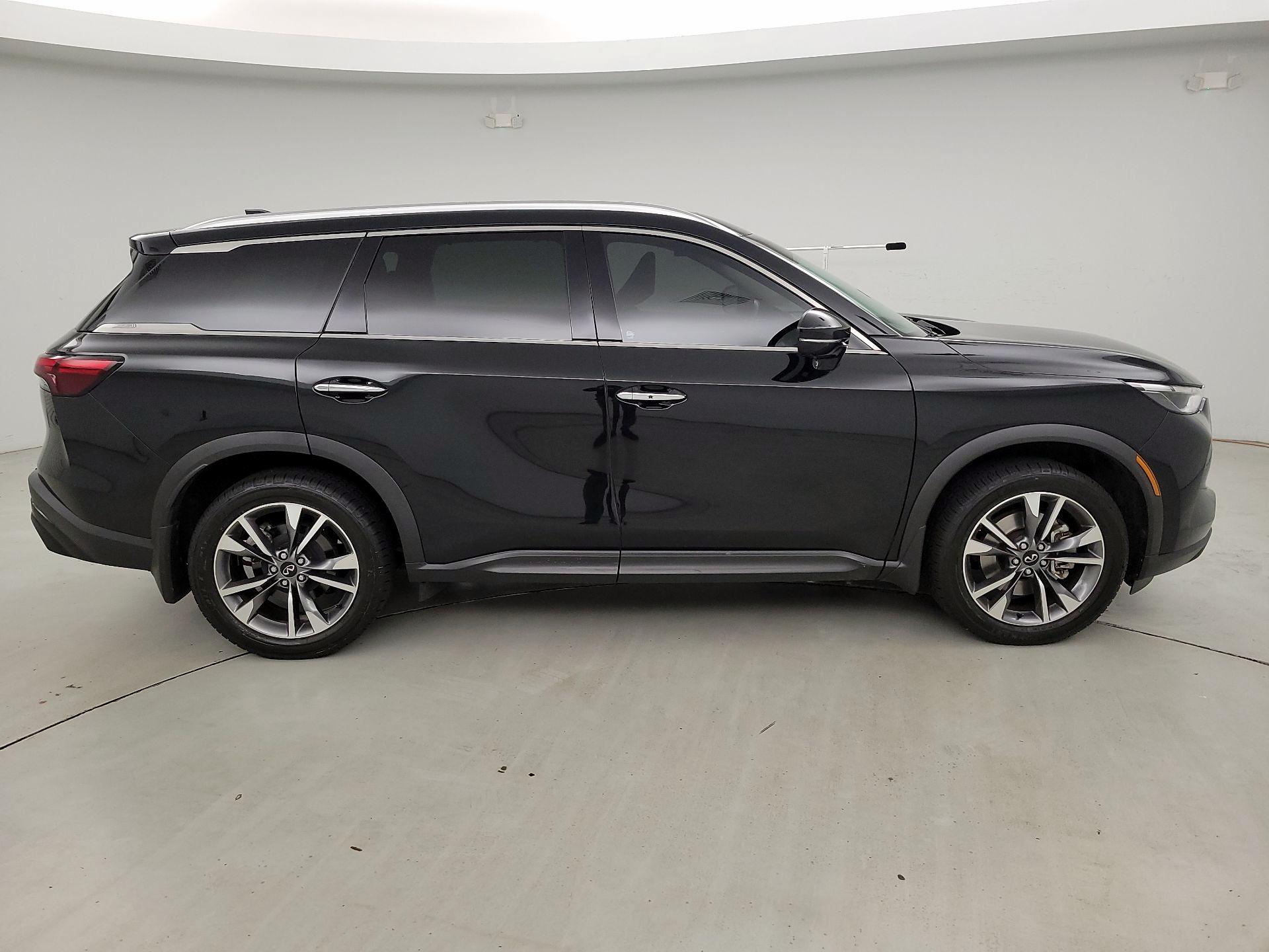 Thumbnail: 2023 INFINITI QX60 - 4