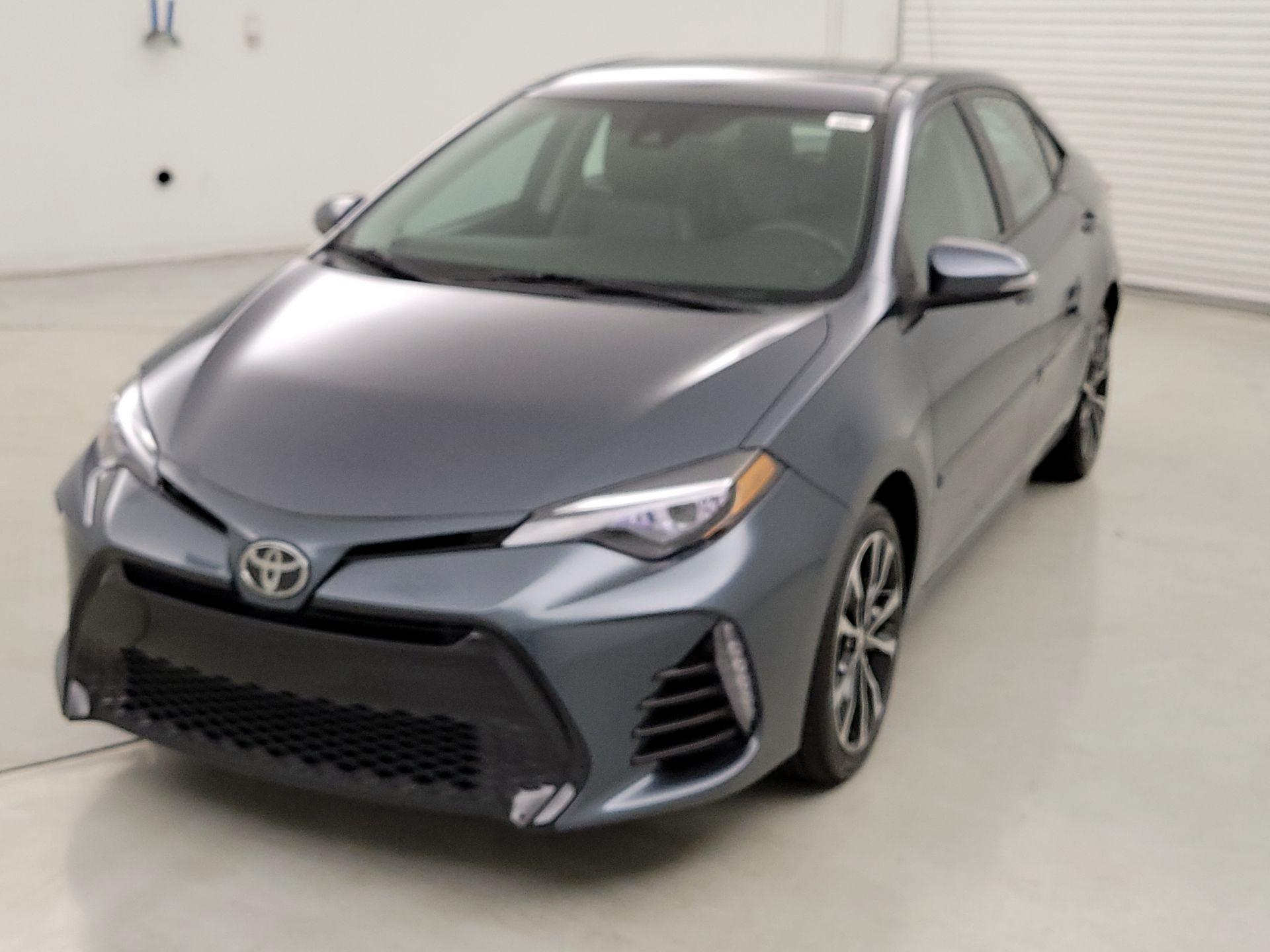Thumbnail: 2017 Toyota Corolla - 3